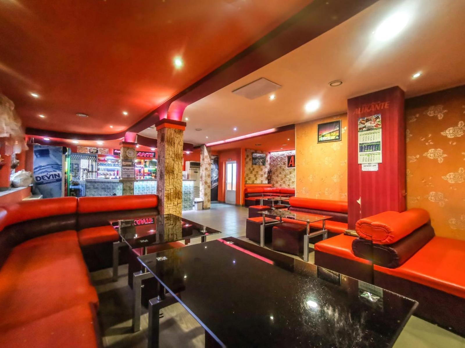 restaurant