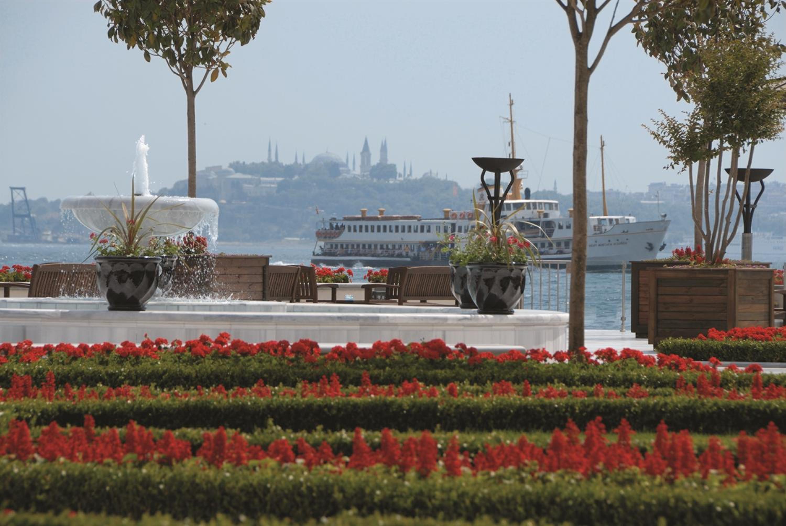 Four Seasons Hotel Istanbul at the Bosphorus - Image 24