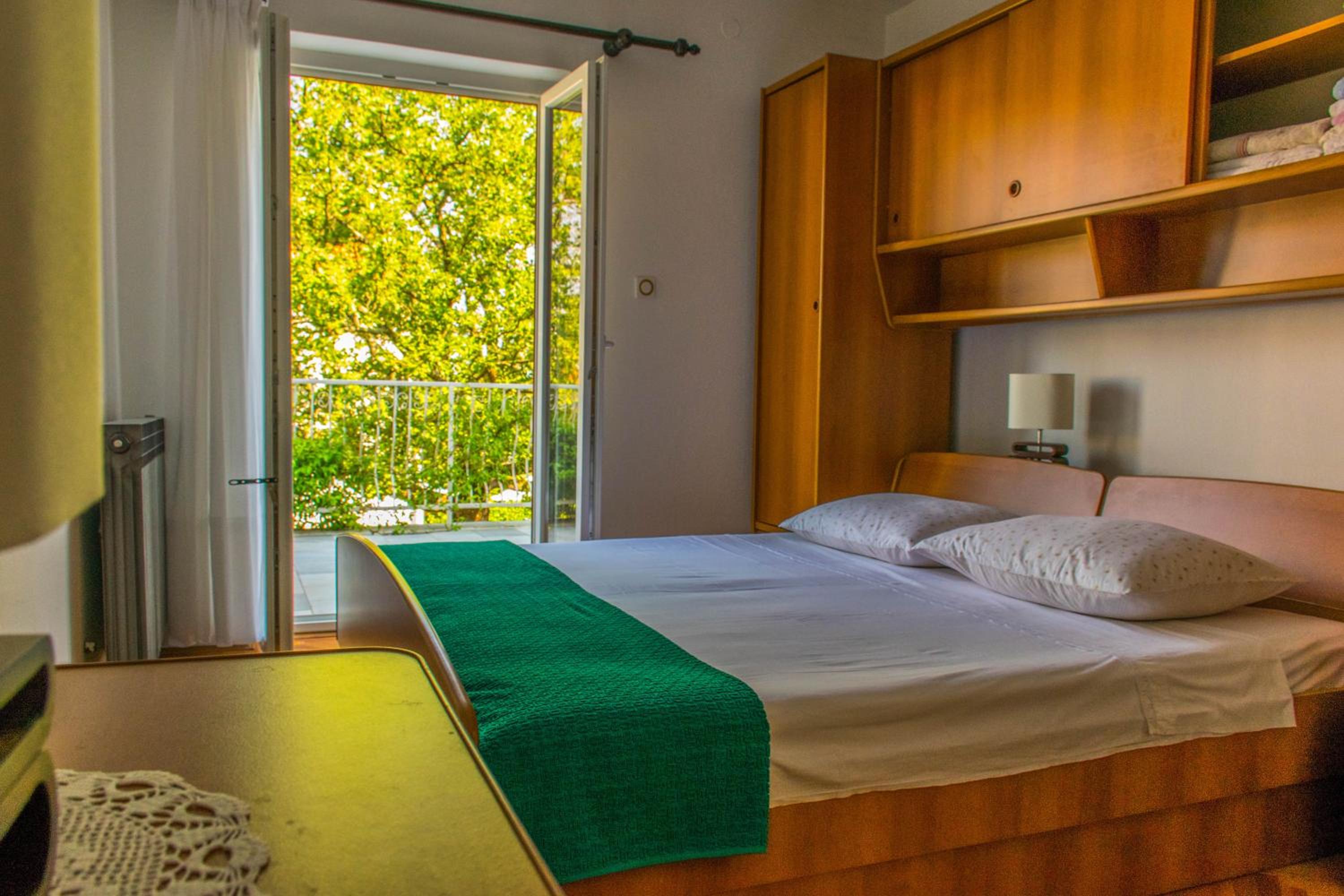 Apartments White & Green in Malinska view 4