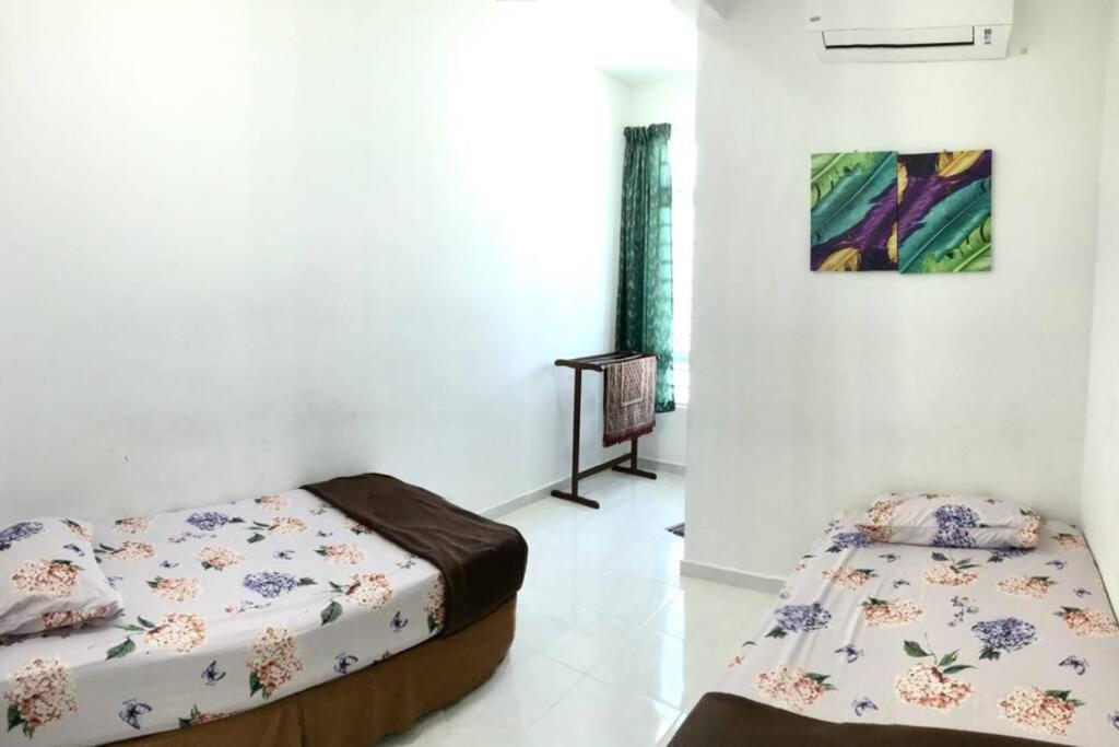 Near Draw Bridge and KT City - Ivana Homestay Unit E photo 6