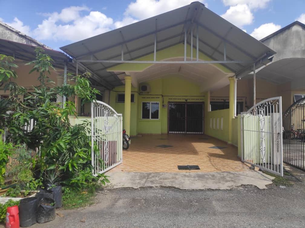 Temerloh Guesthouse for Muslim
