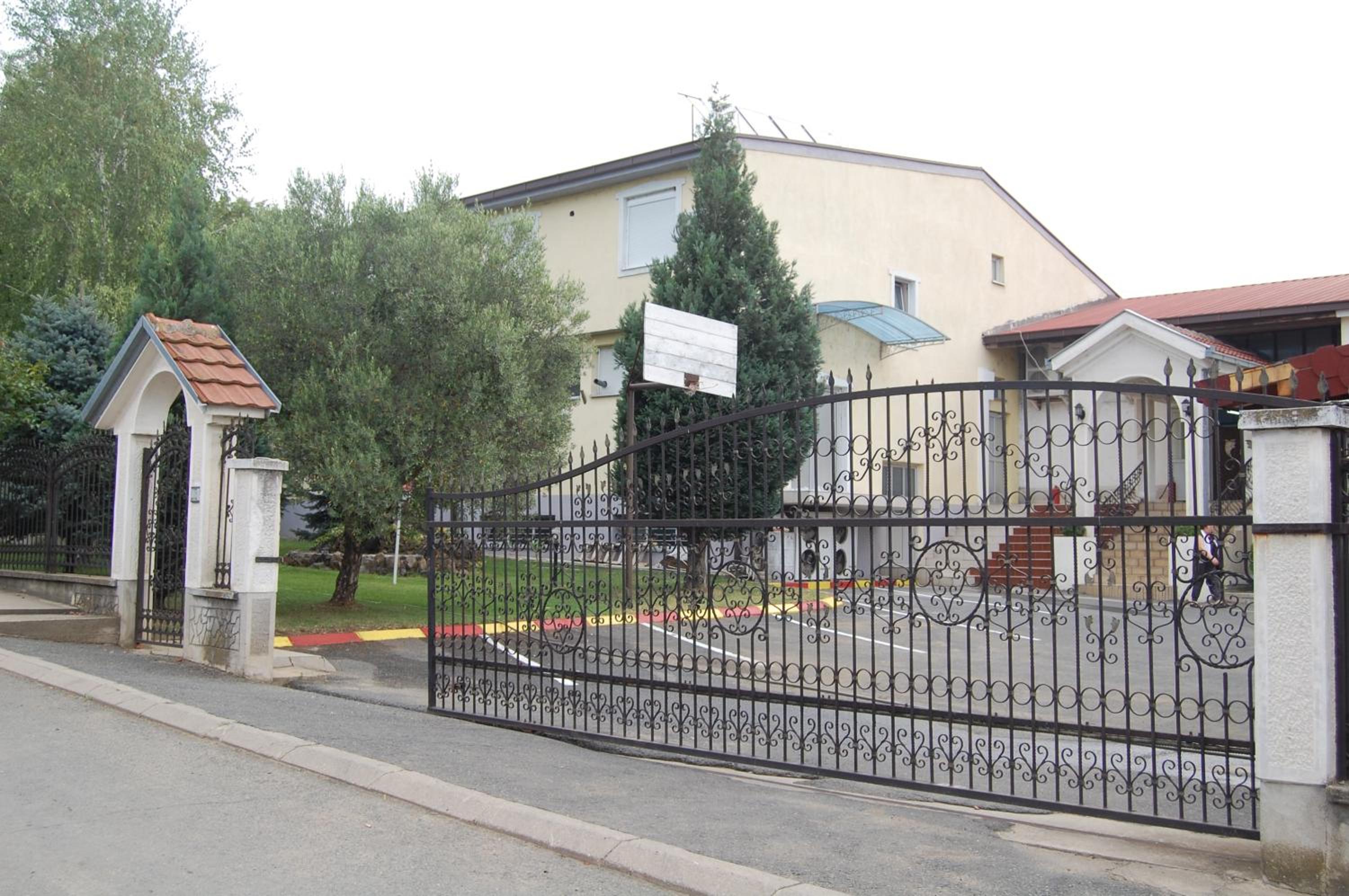 Photo 13