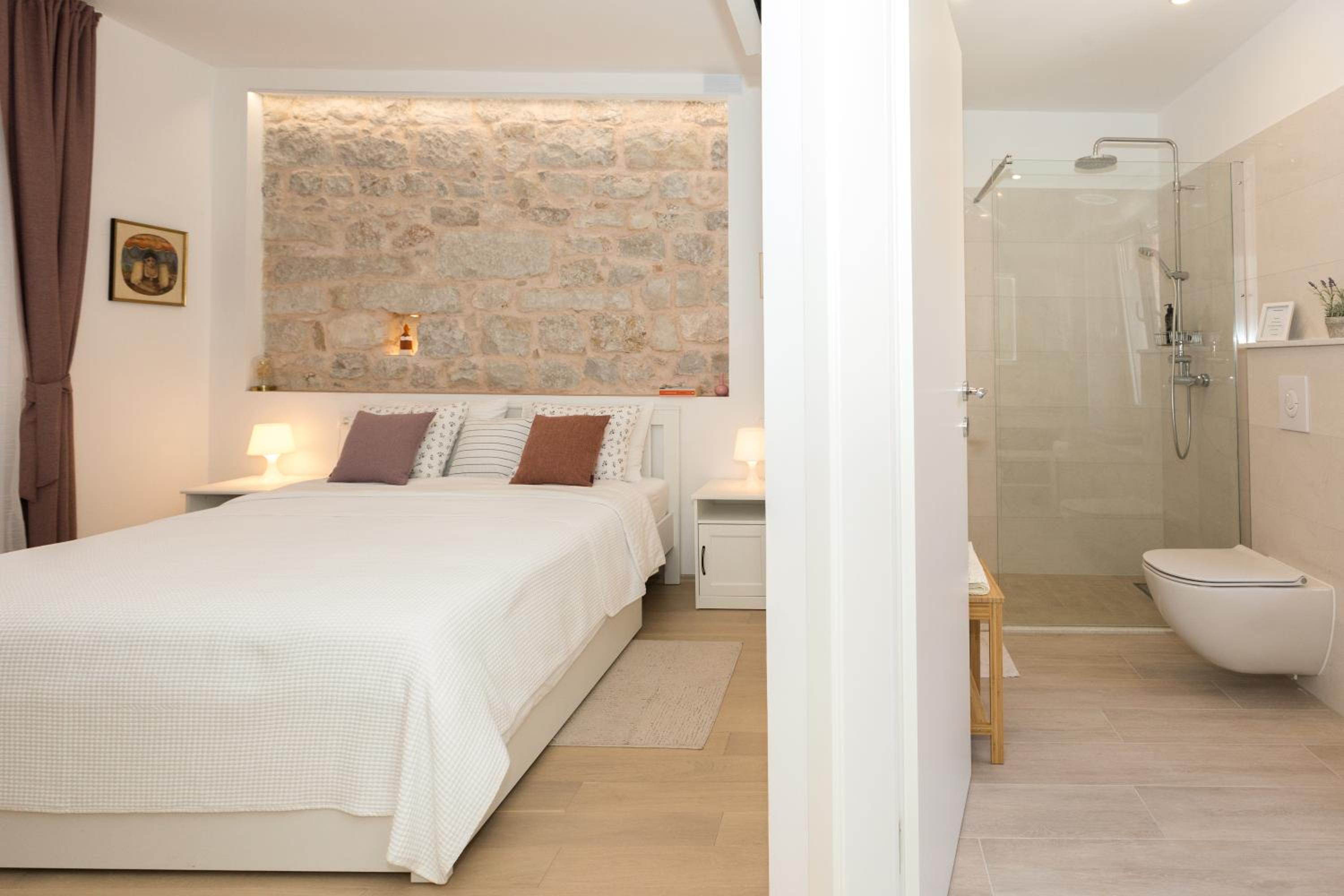 Liberty Town Center Rooms