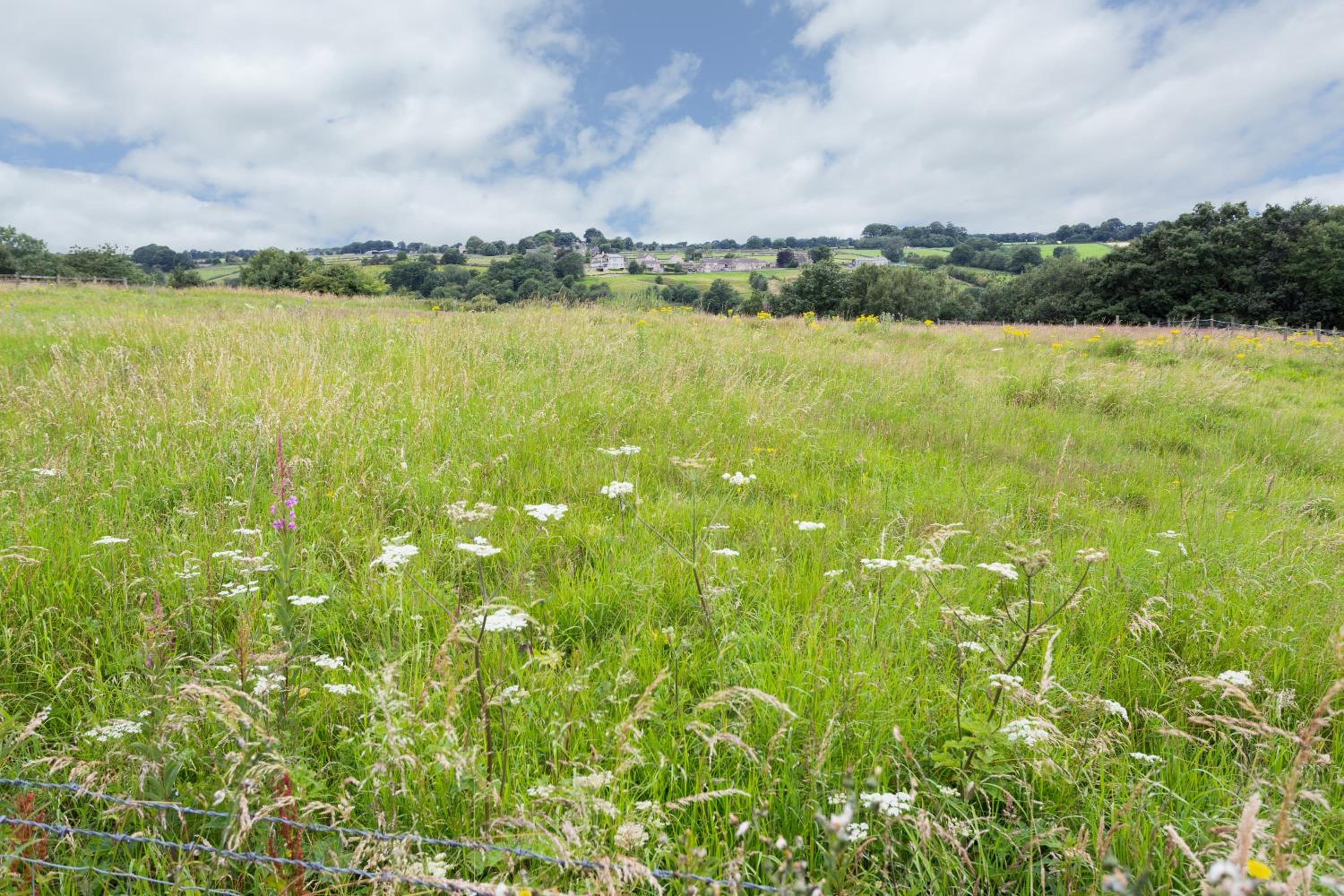 LOOK at the Views - Huddersfield Haven Sleeps 6 view 3