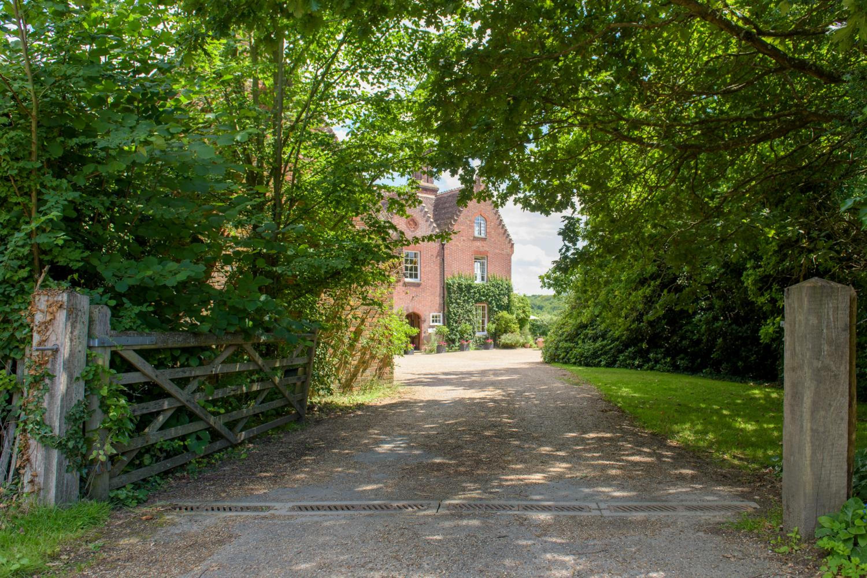 Sissinghurst Castle Farmhouse view 5