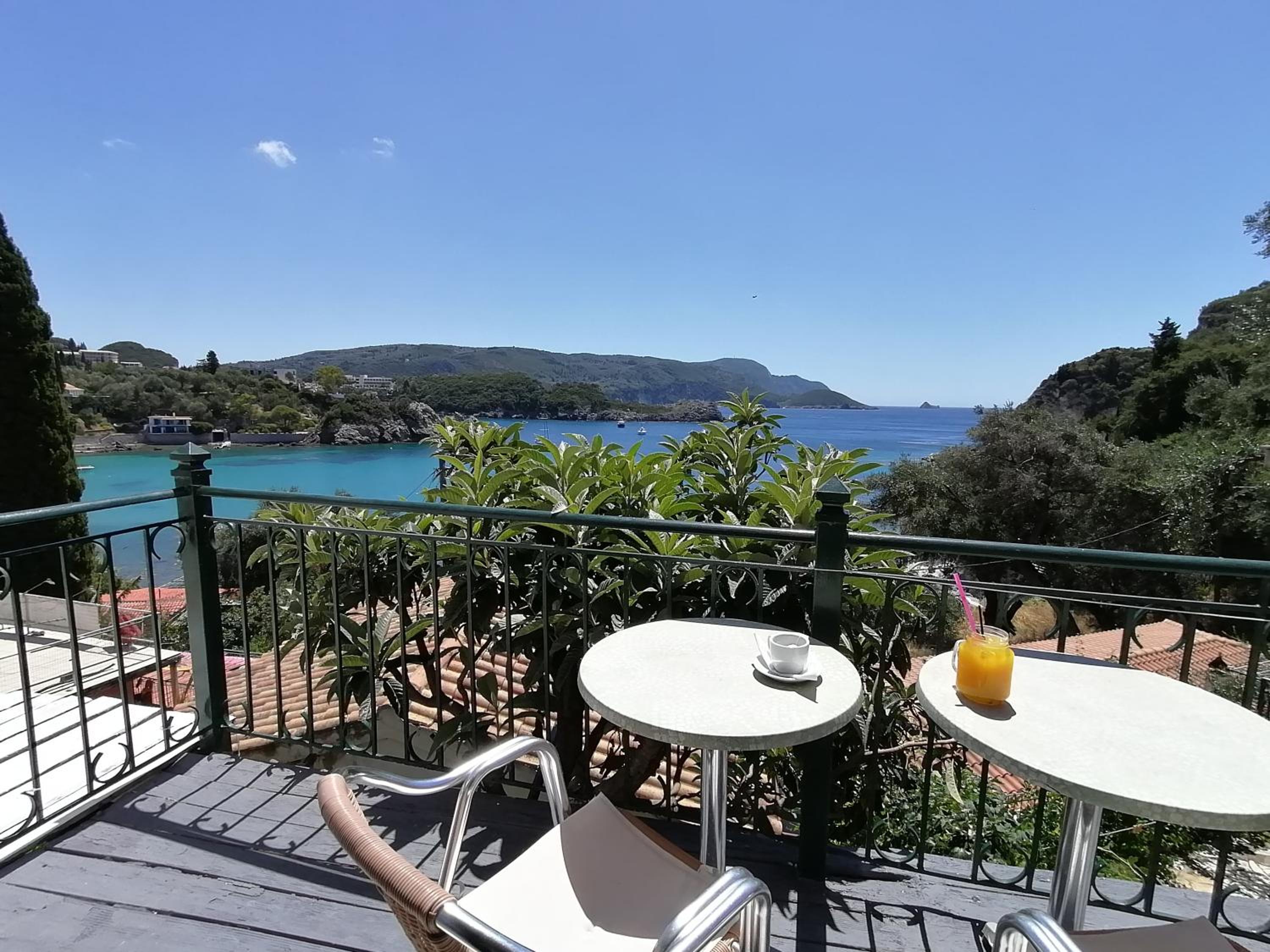 George Michalas (Vivaria Apartments)