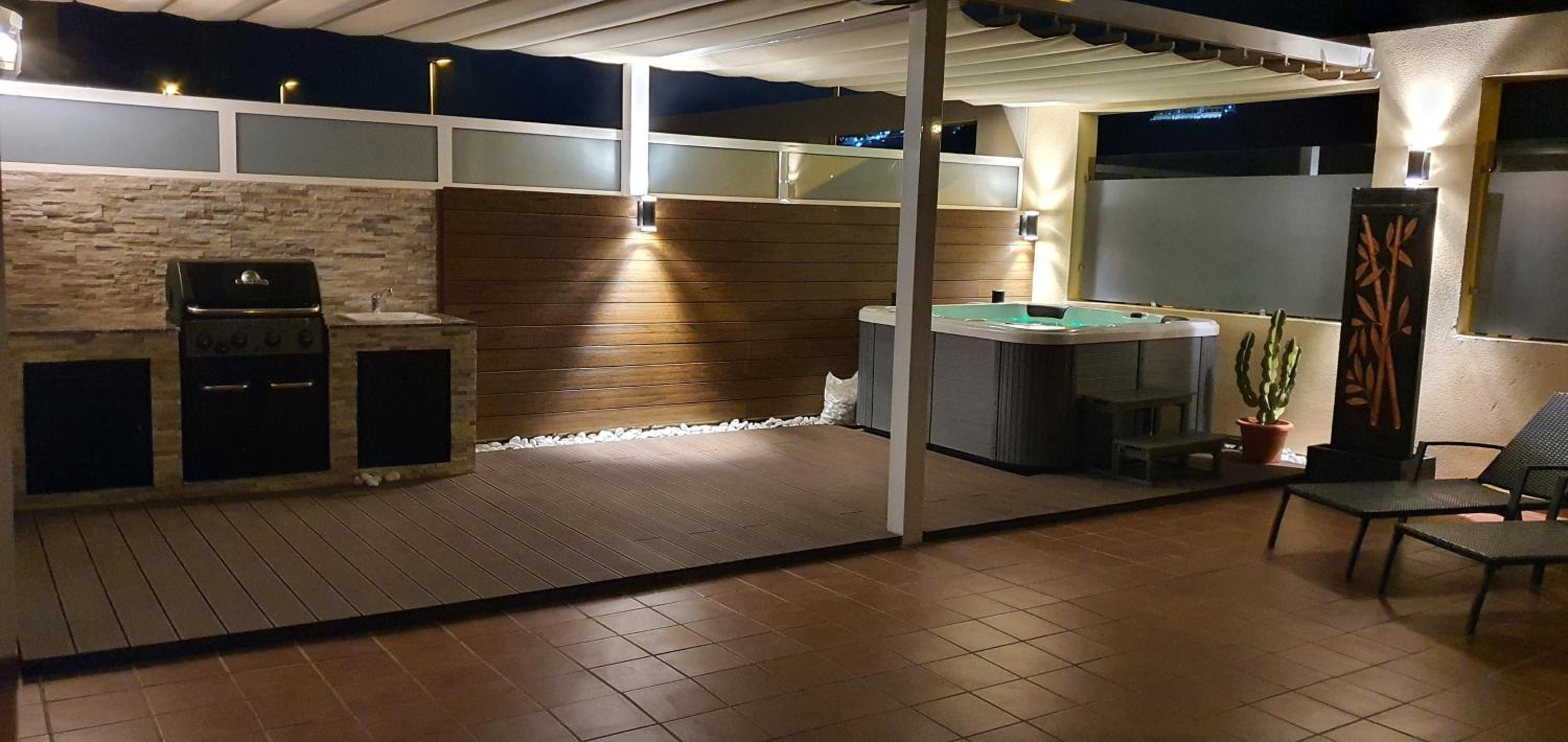 Hotel Beautiful duplex with jacuzzi - Image 1