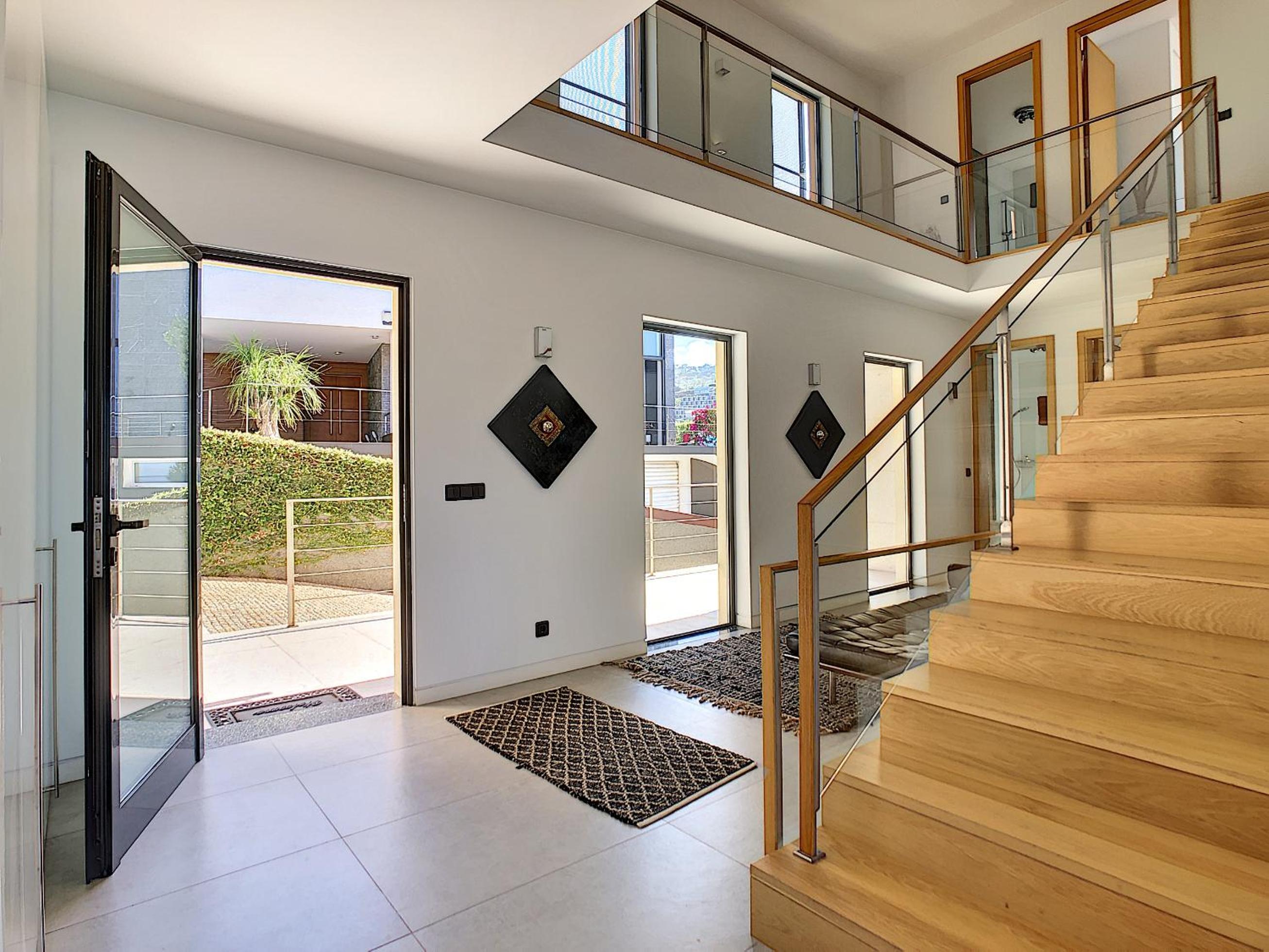Villa Vitoria - by LovelyStay