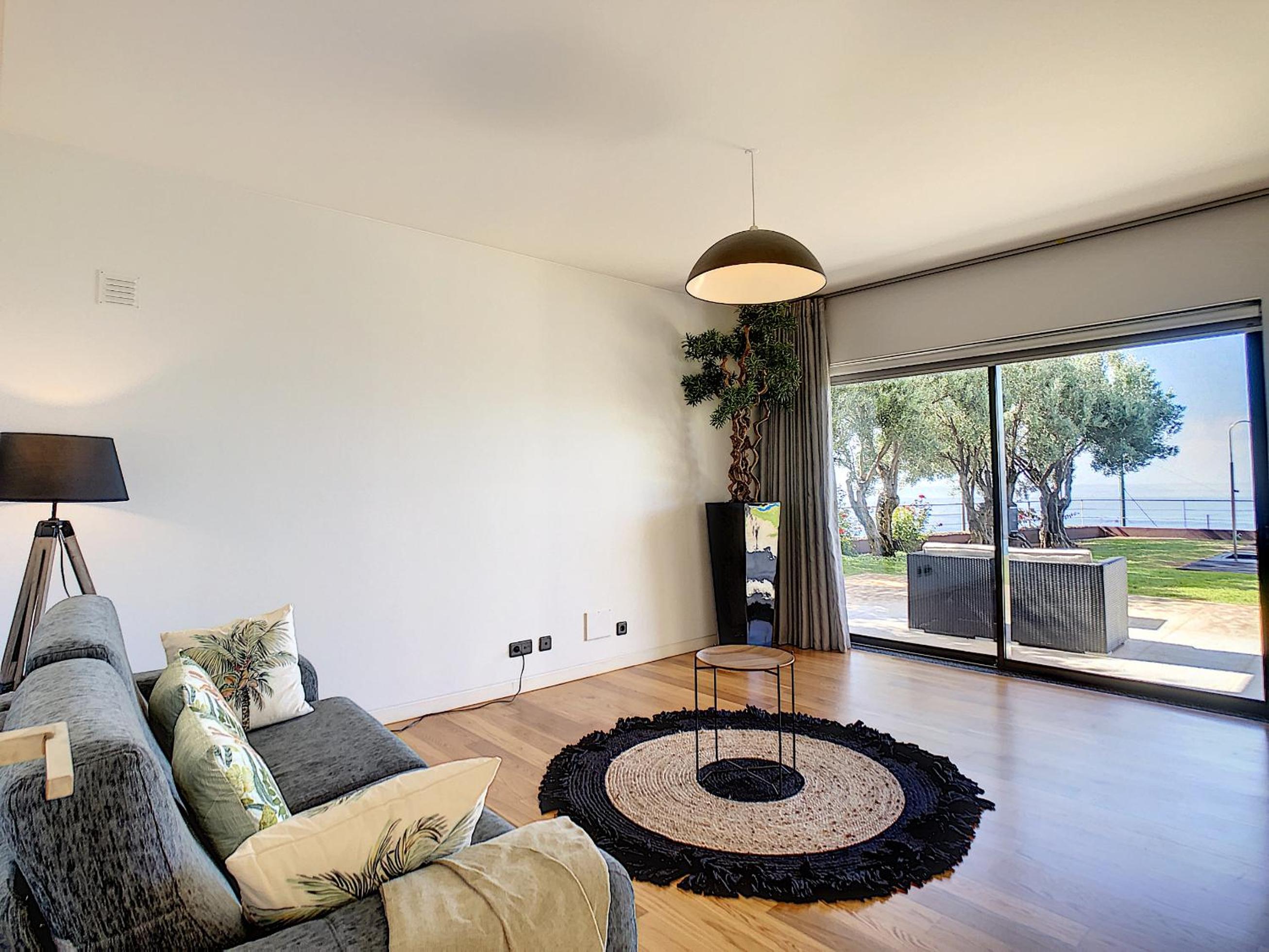 Villa Vitoria - by LovelyStay