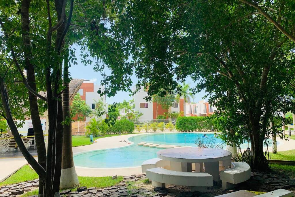 Liverte Downtown Apartments Cancun