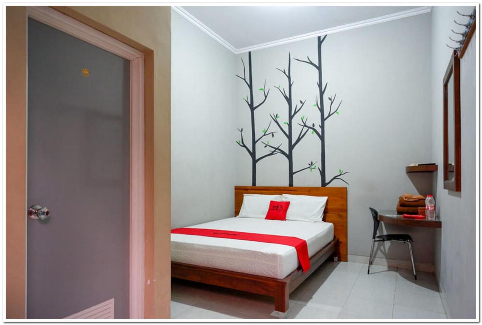 RedDoorz near Jogja Expo Center 2