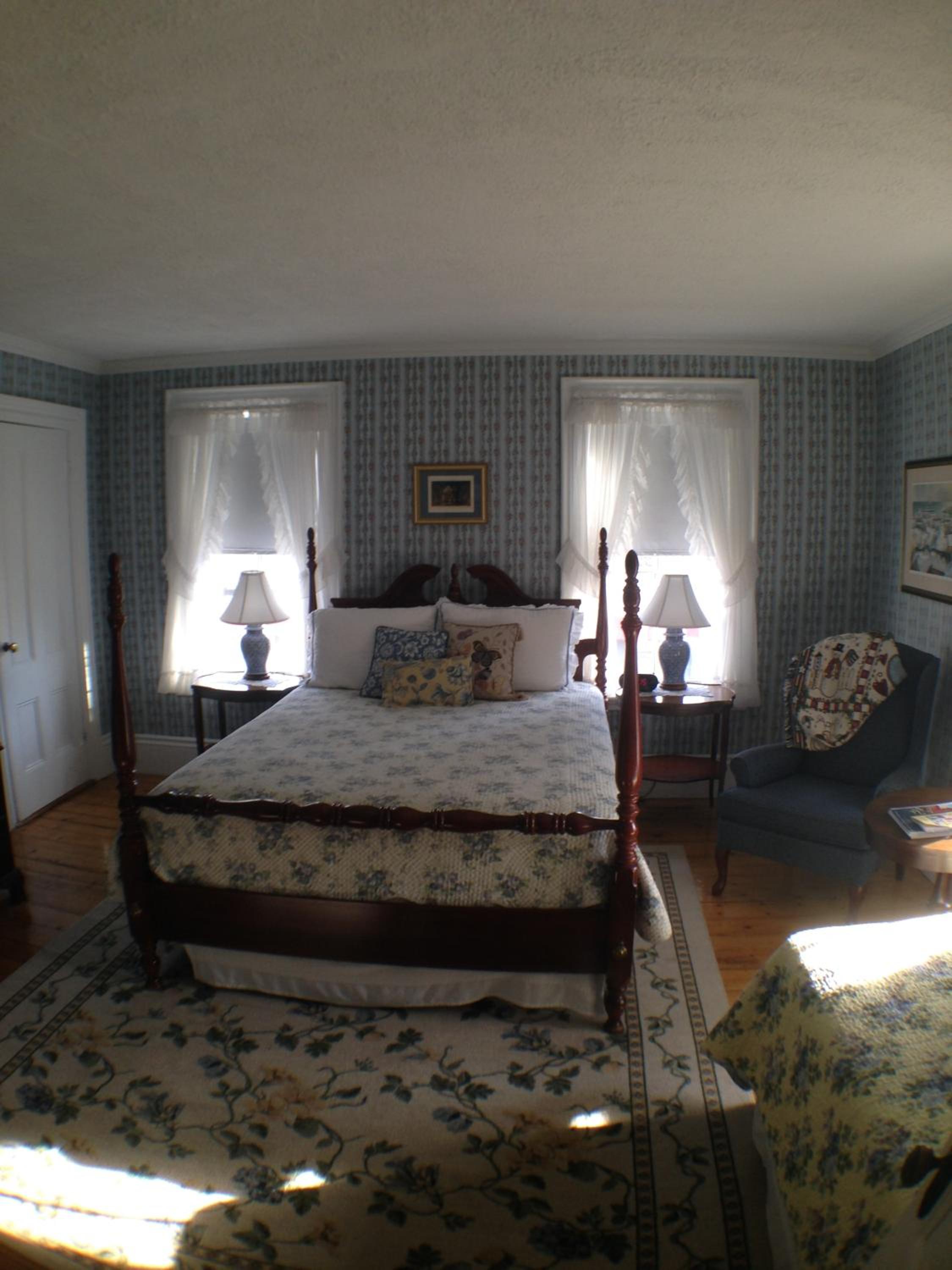 Photo 11