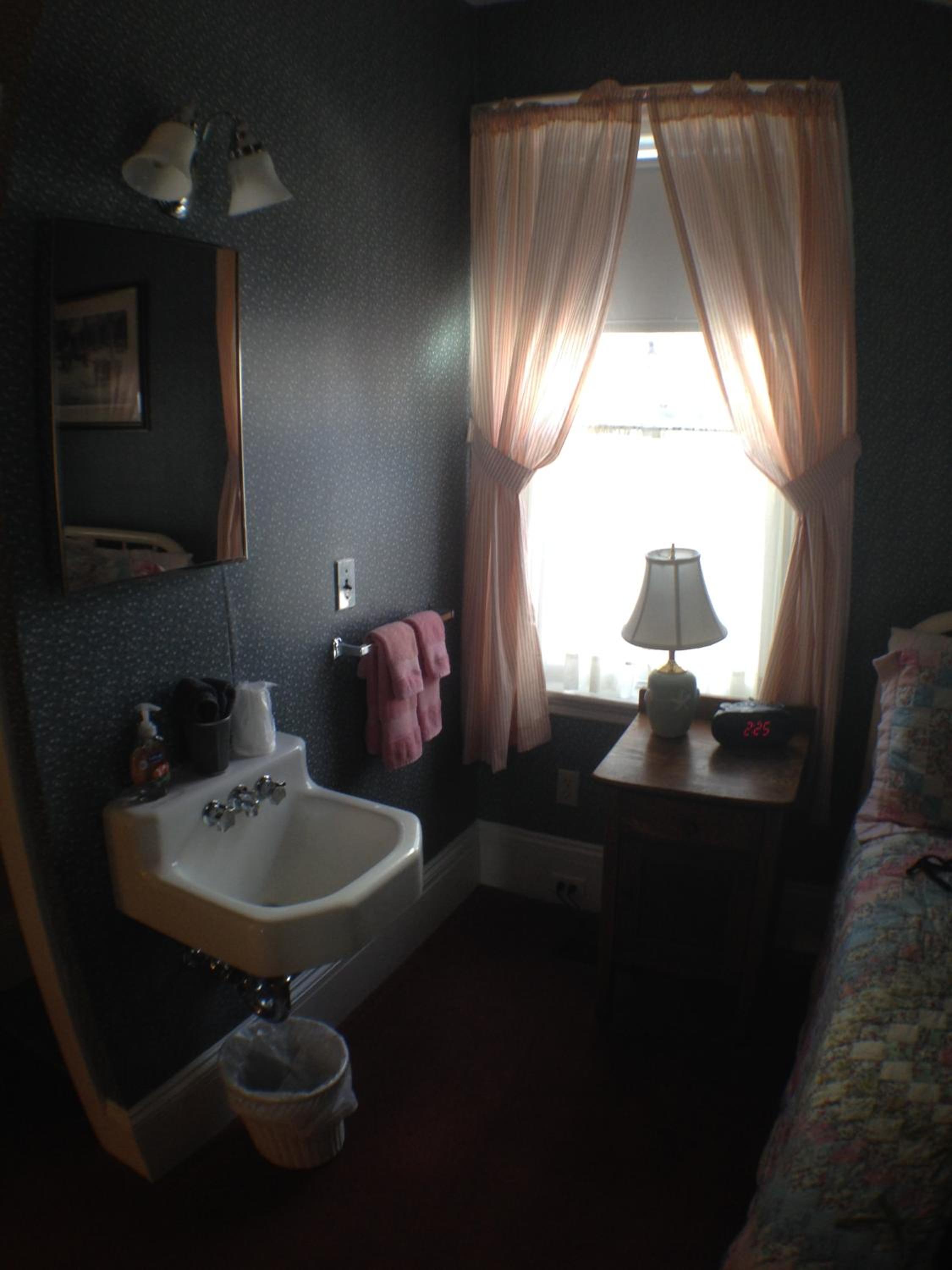 Photo 12