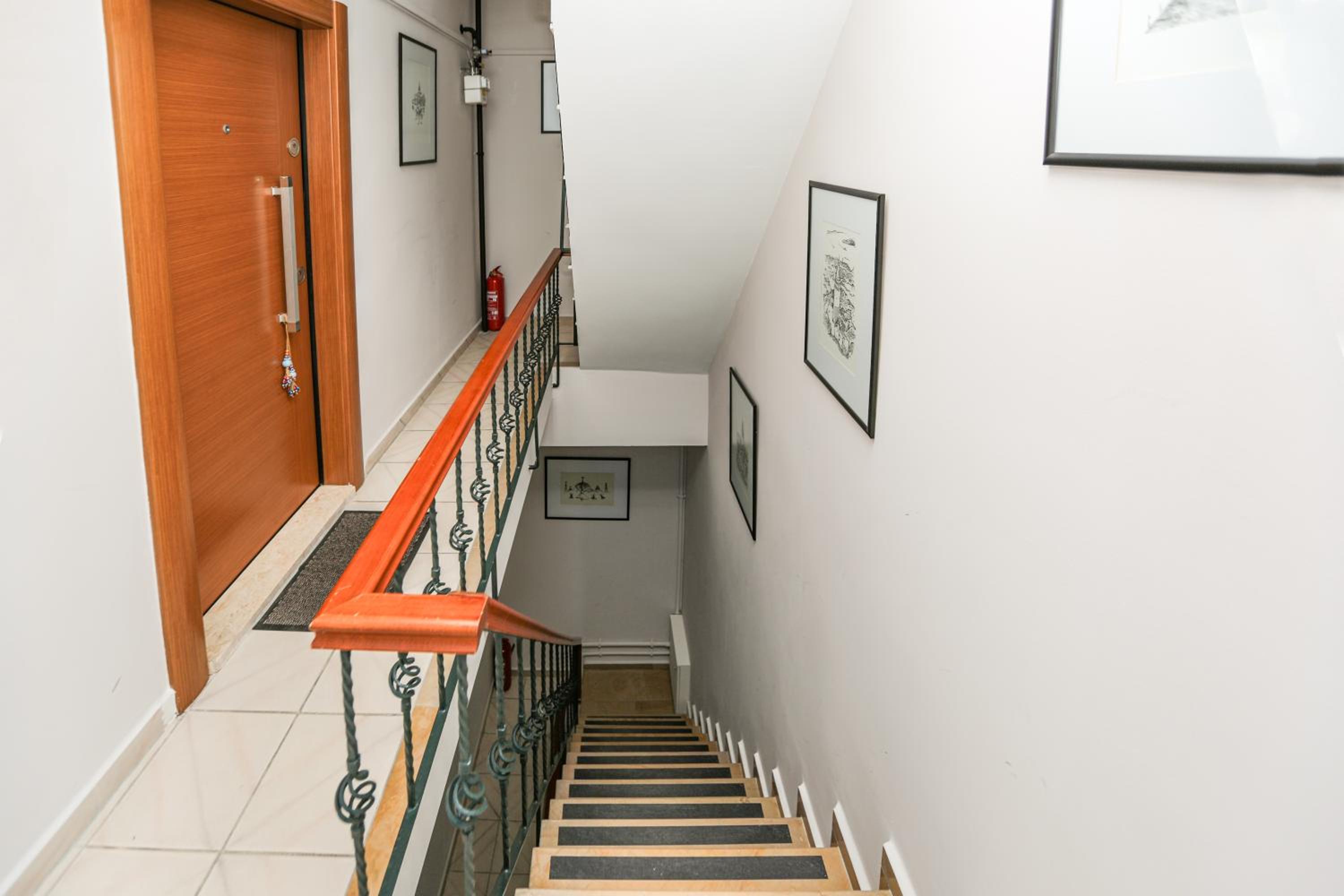 No 8 Galata - Image 23