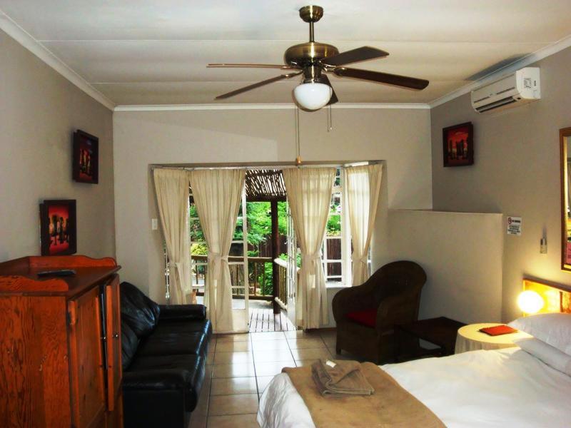 Flintstones Guest House Fourways