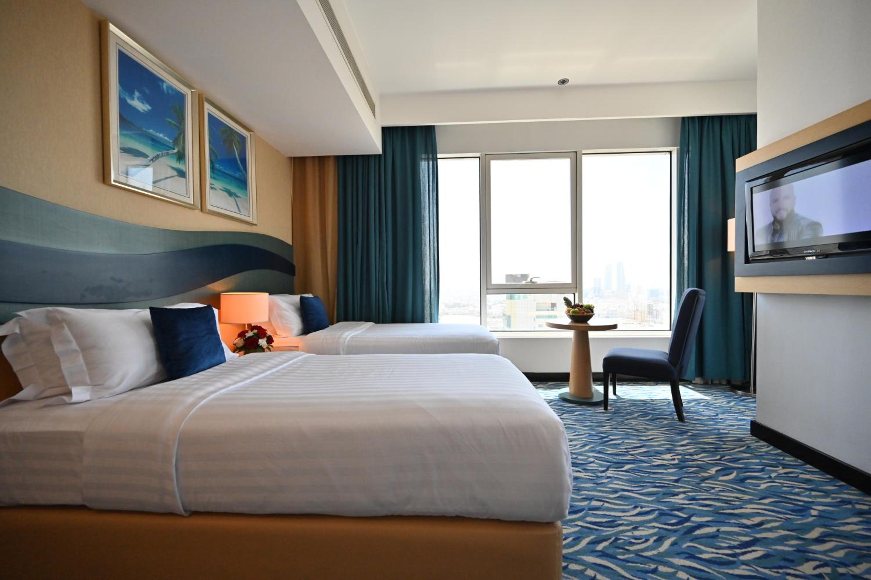 Harbour Suites Hotel