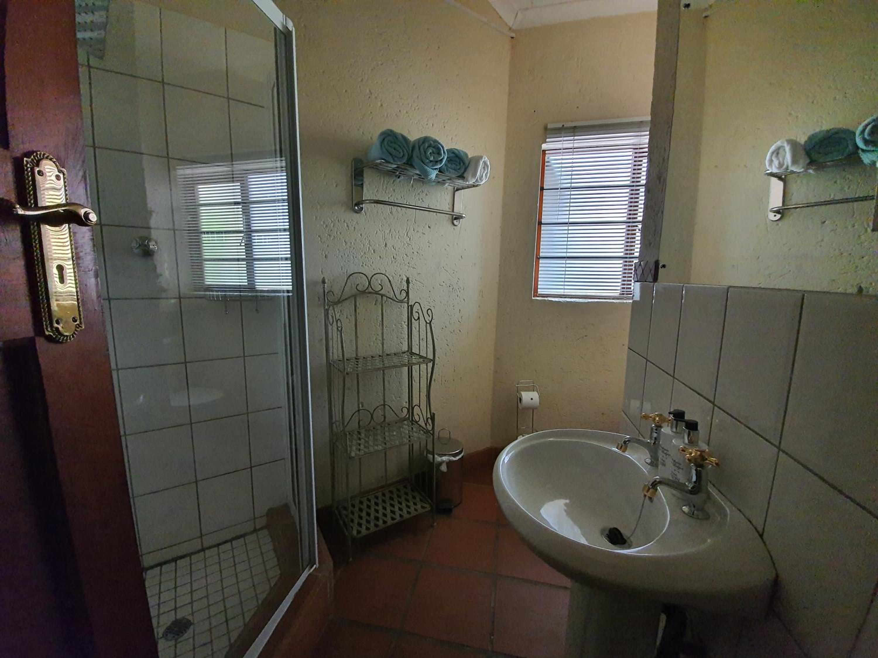 Waterhouse Guest Lodge - Indus Street — photo 28