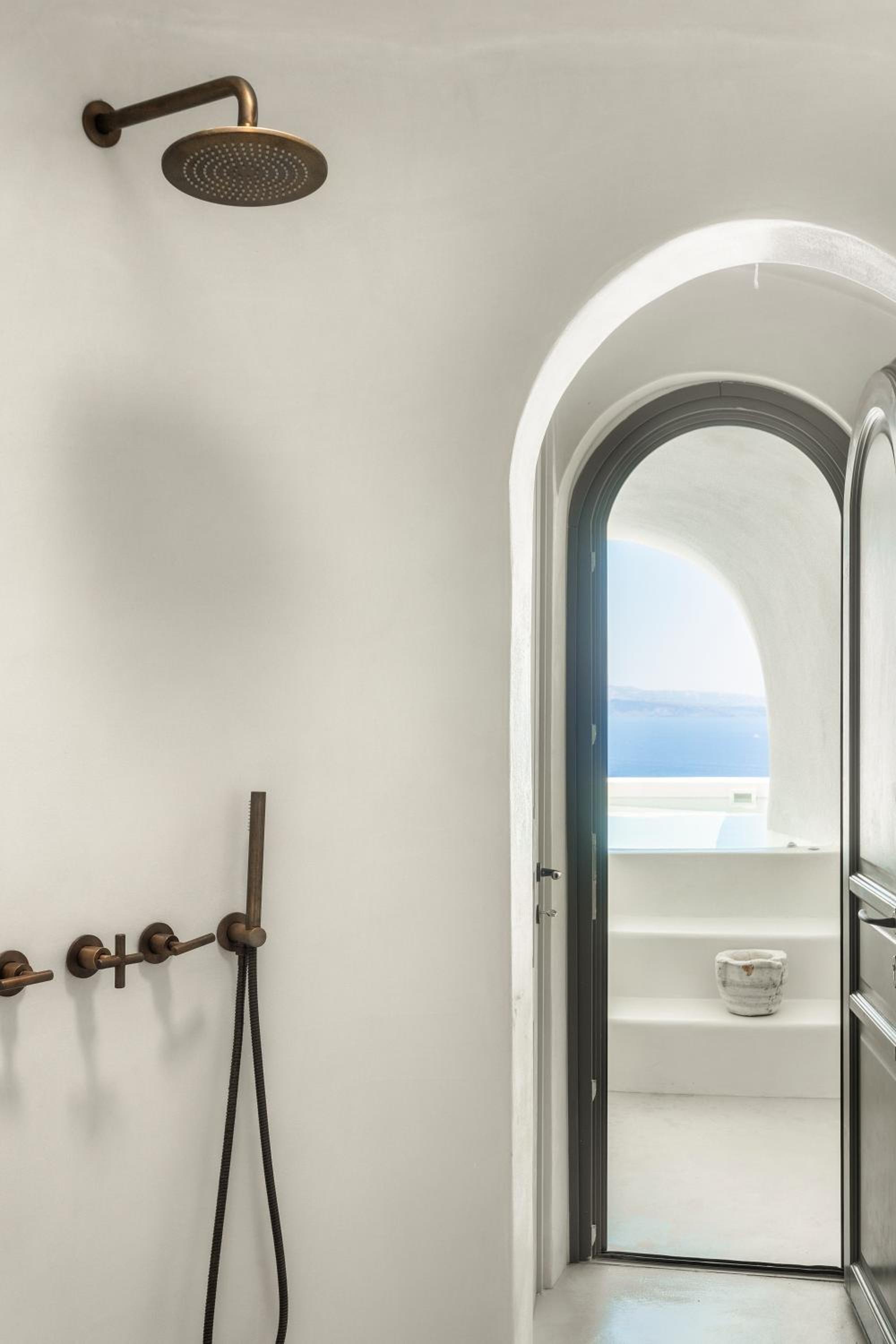 Oia Vacations - Armenaki - Property Image 5