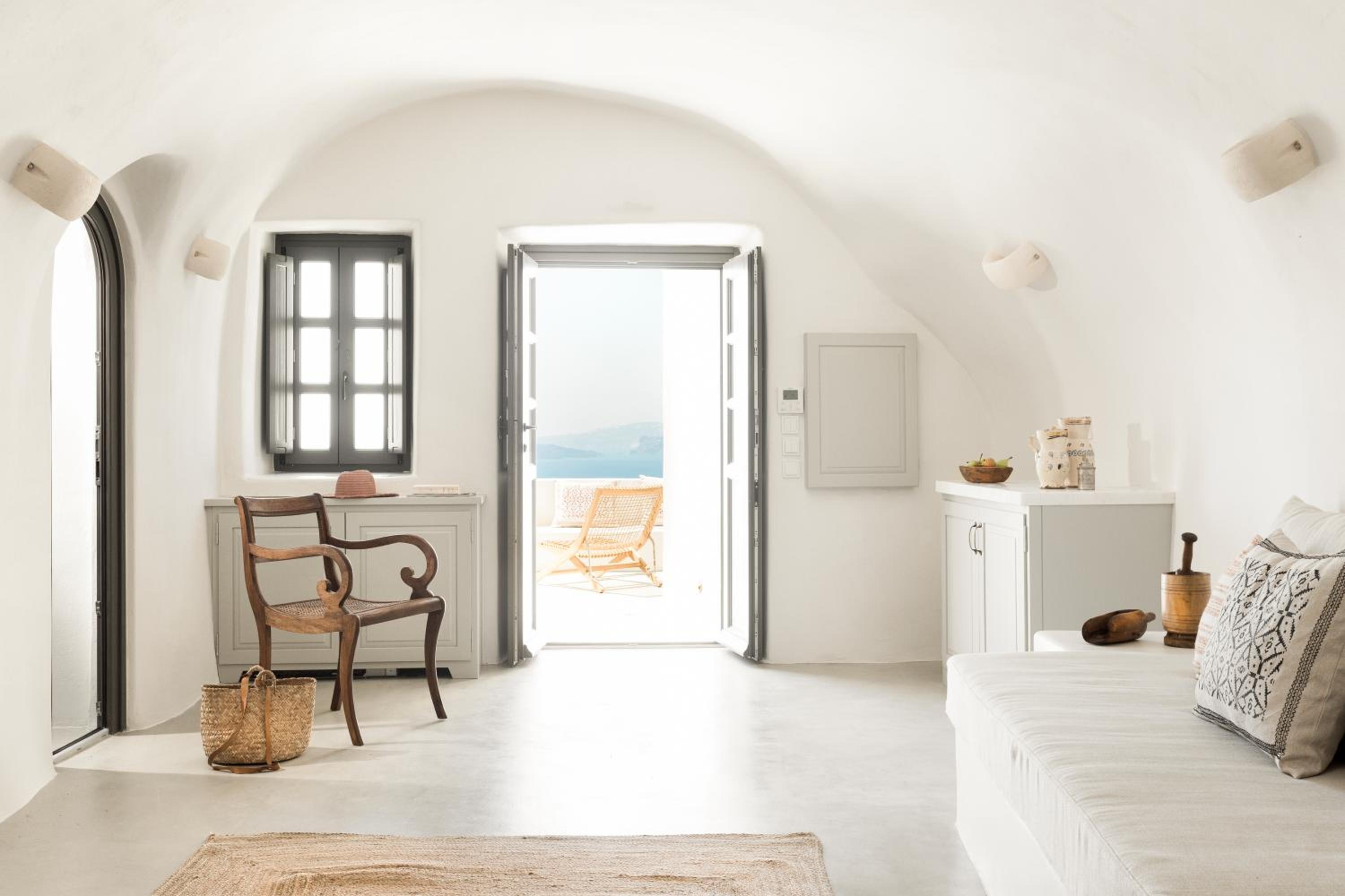 Oia Vacations - Armenaki - Property Image 4