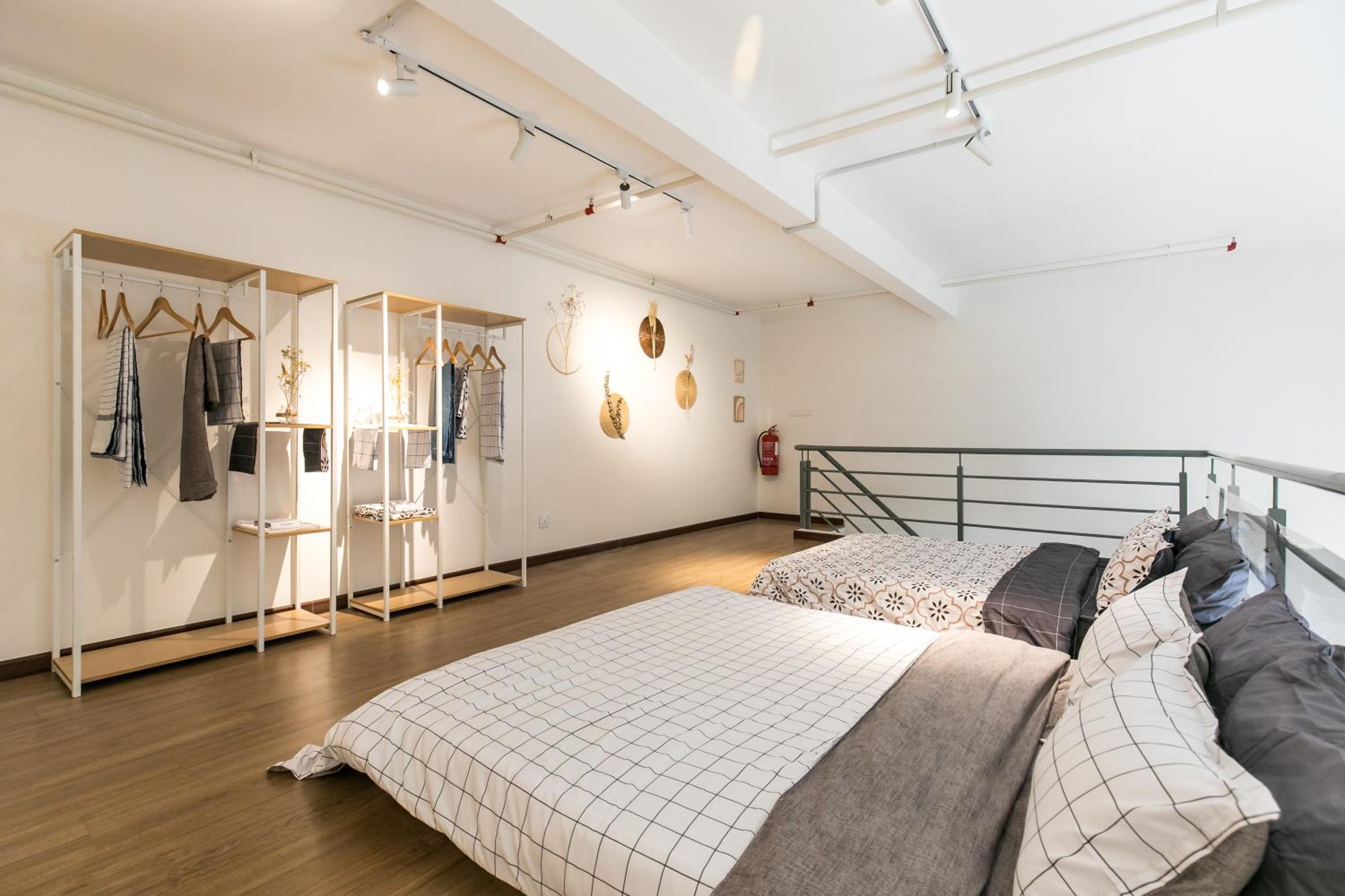 Pinnacle Duplex@6Pax-5m Walk to Paradigm Mall+WIFI photo 2