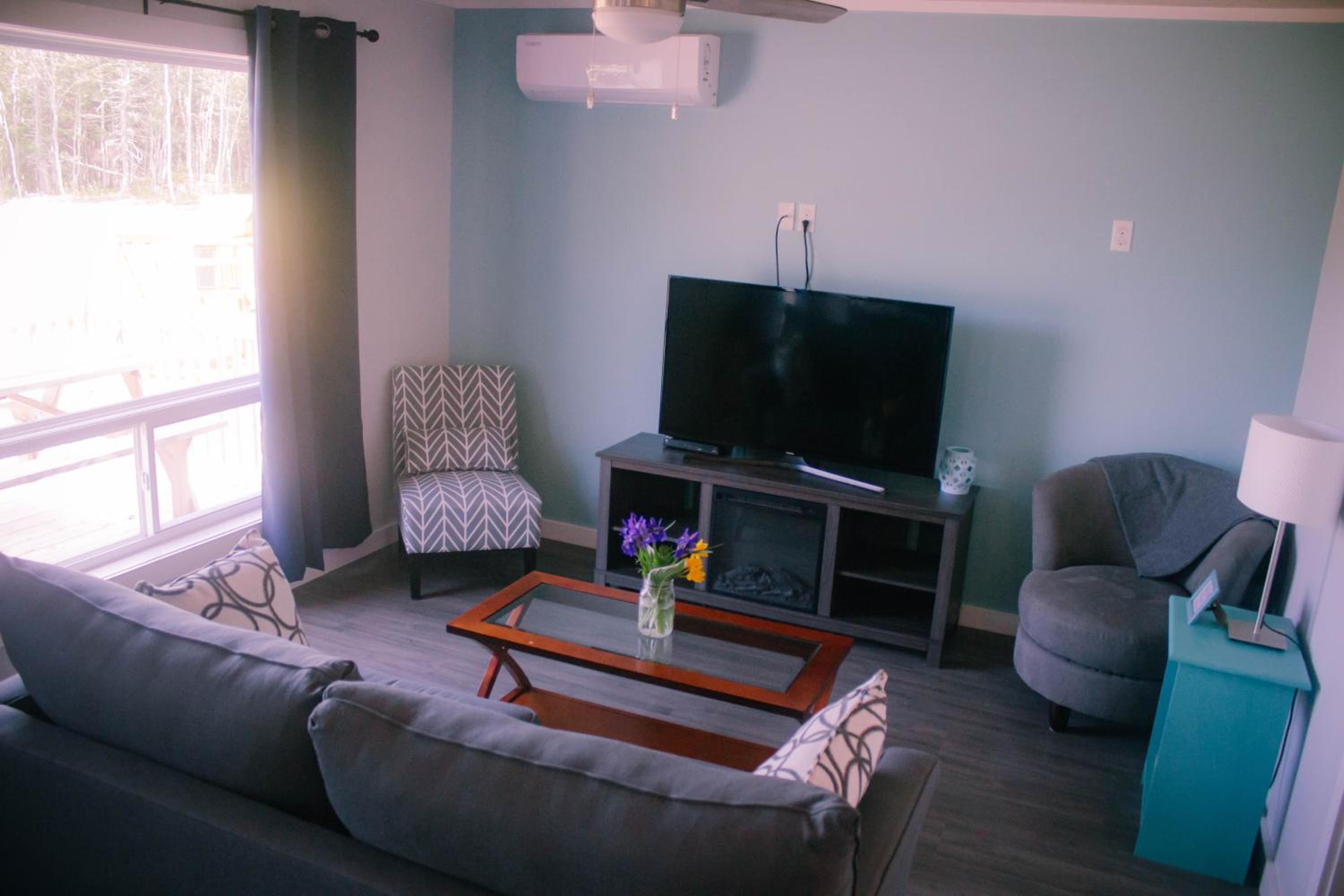 Hidden Acres Cottages - Image 4