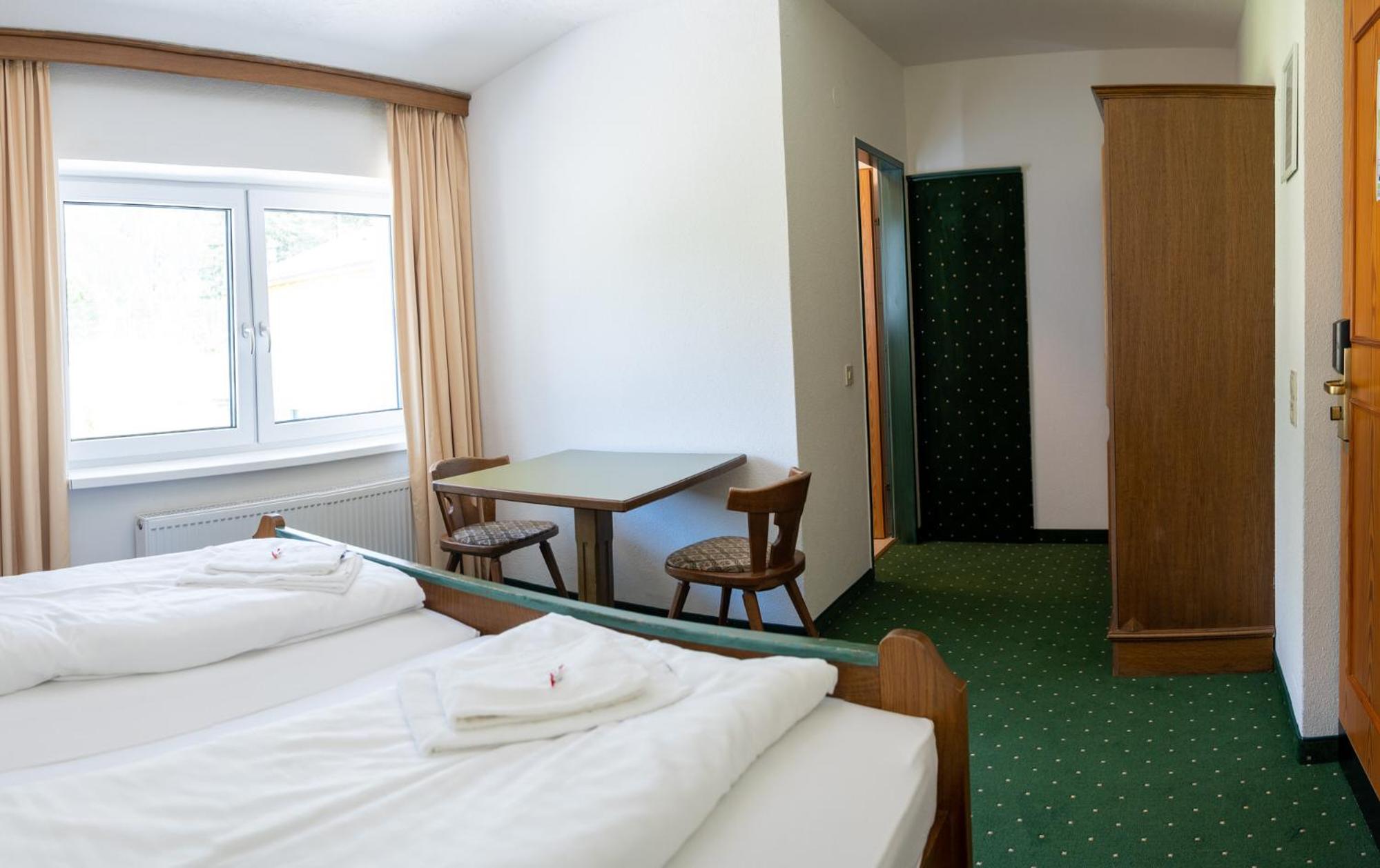 Mountain Hotel & Hostel