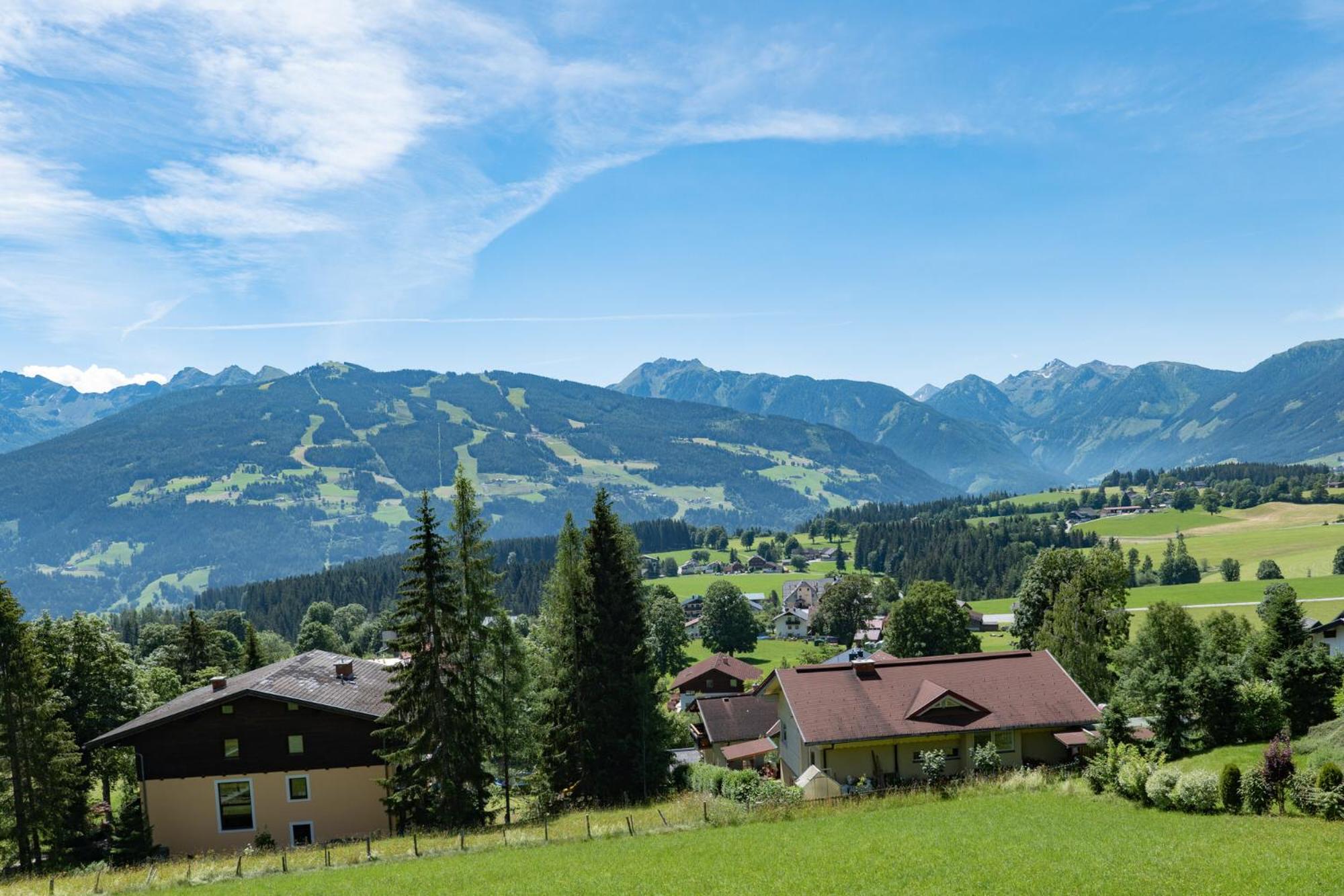 Mountain Hotel & Hostel
