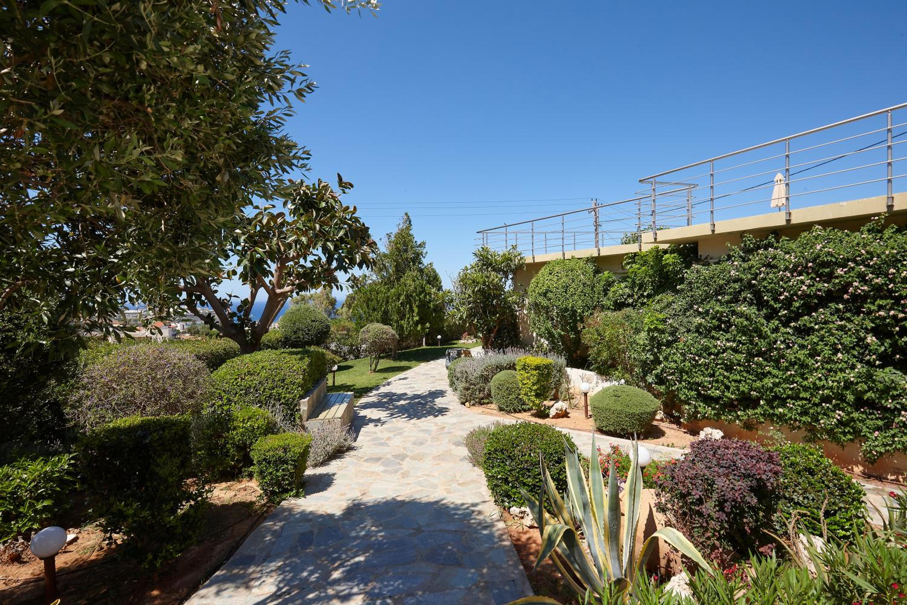 OZEA Elevated Living -formerly Keramos villa and apartments-