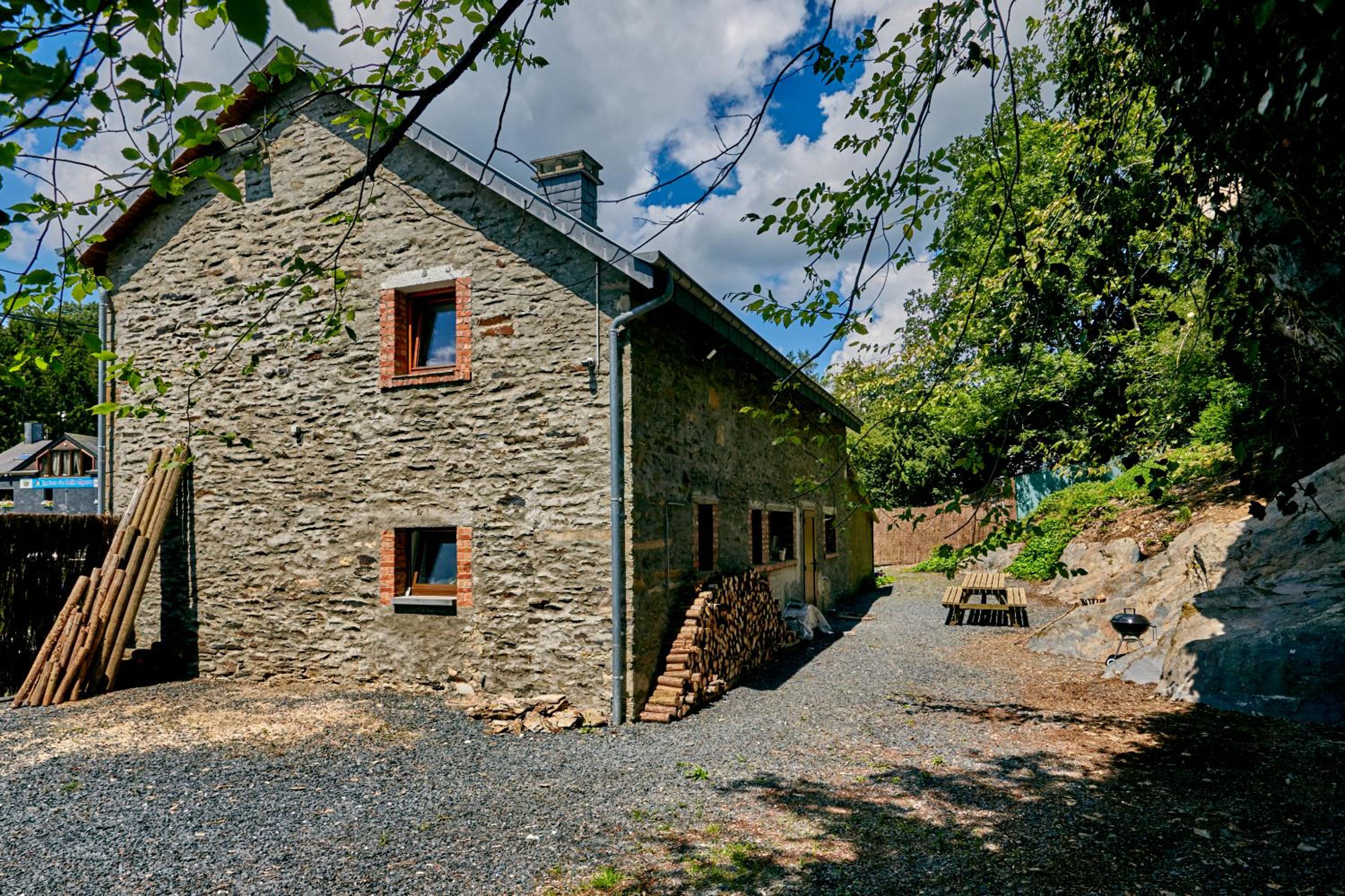 Le Rocher Du Lac