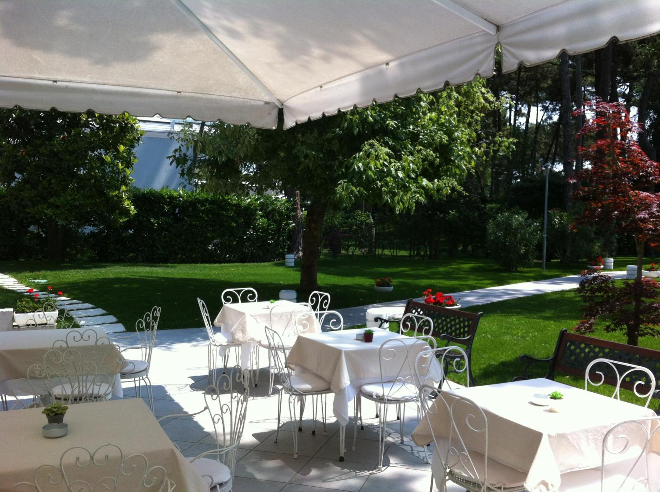 outdoor BBQ area