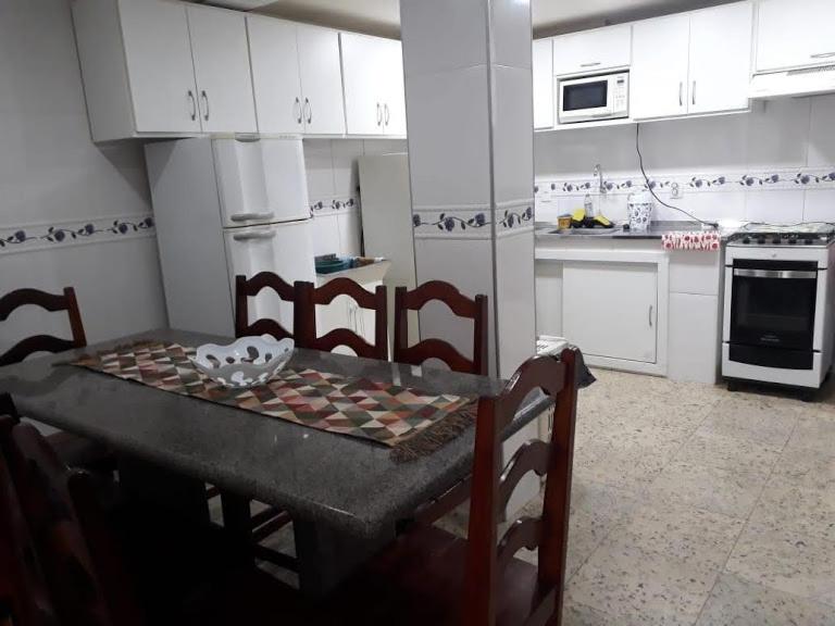 Pero Casa Triplex em condominio