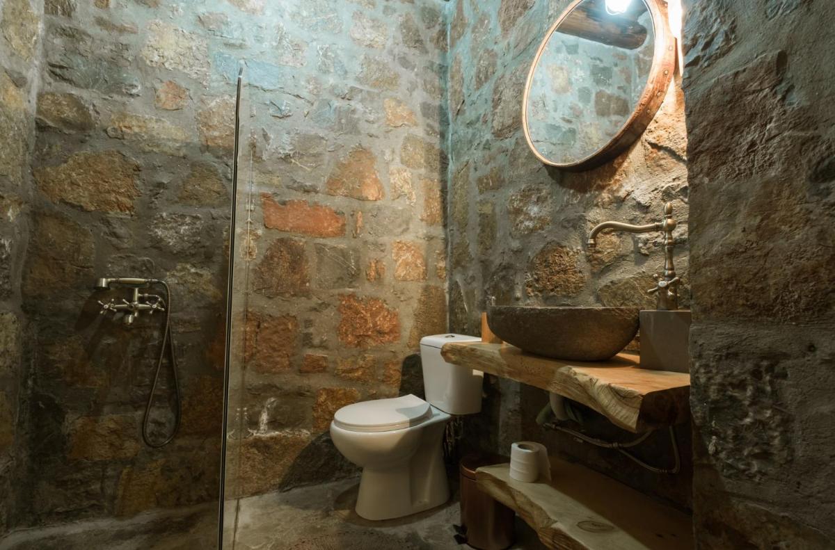 Rustic Stone Home, Milopotamos, Rethymno photo 4