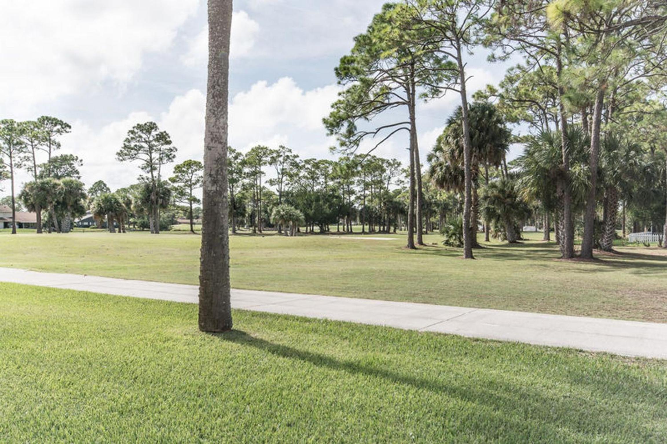1152 Fairvilla by Ocean Properties view 3
