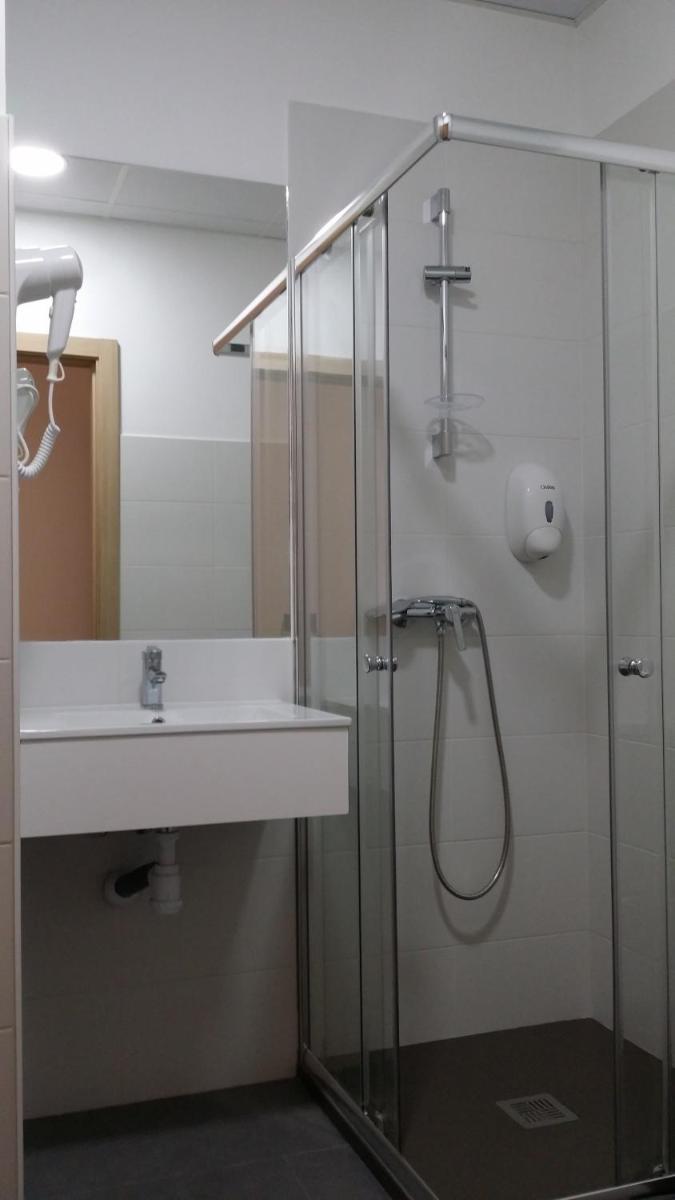 Albergue & Rooms Murgadán - Hostel 30