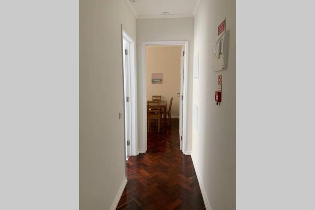 Casa do Largo Sardinha - Very central apartment with AC view 4