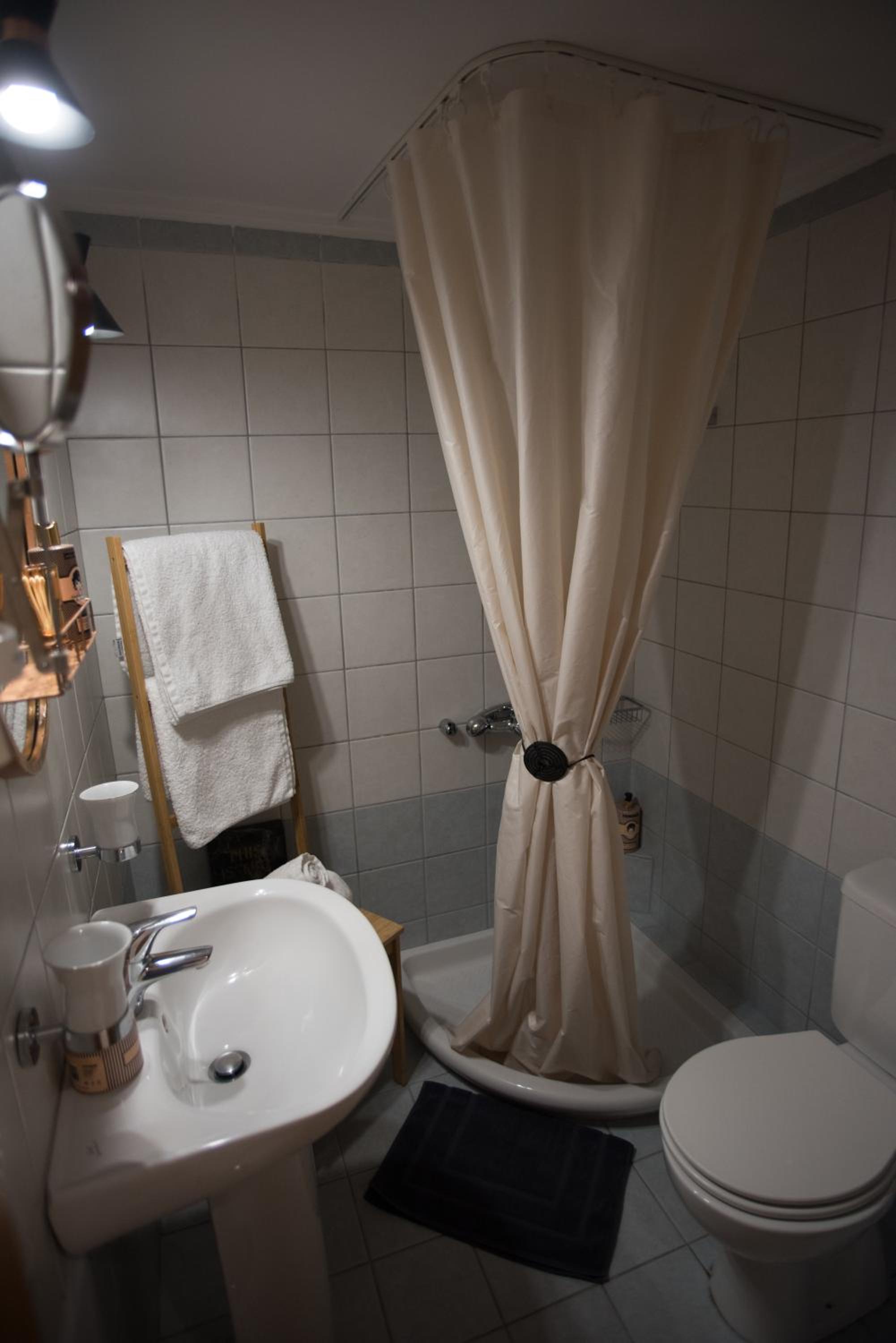 Photo 51
