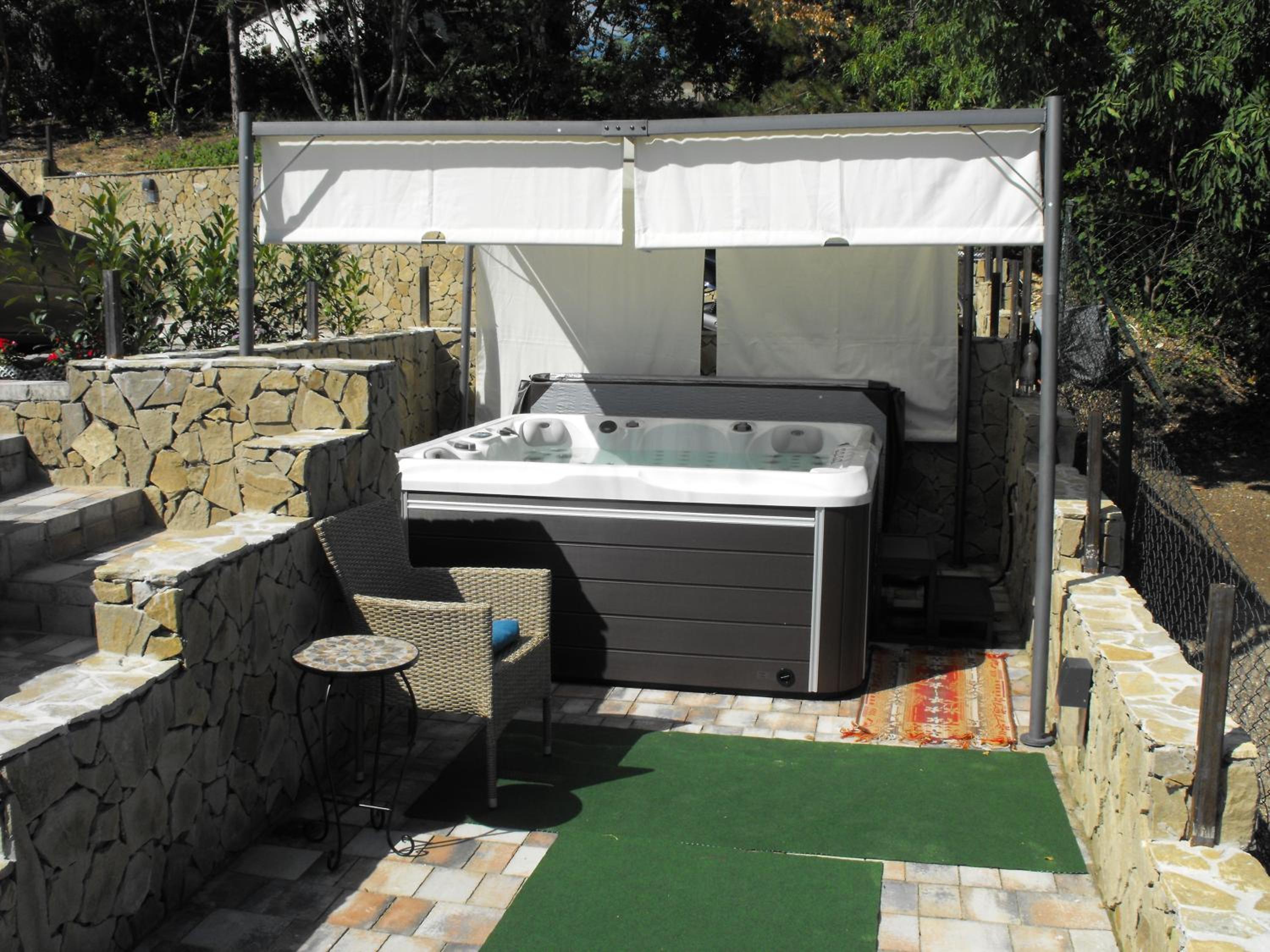 Ezüsthíd Apartman view 3