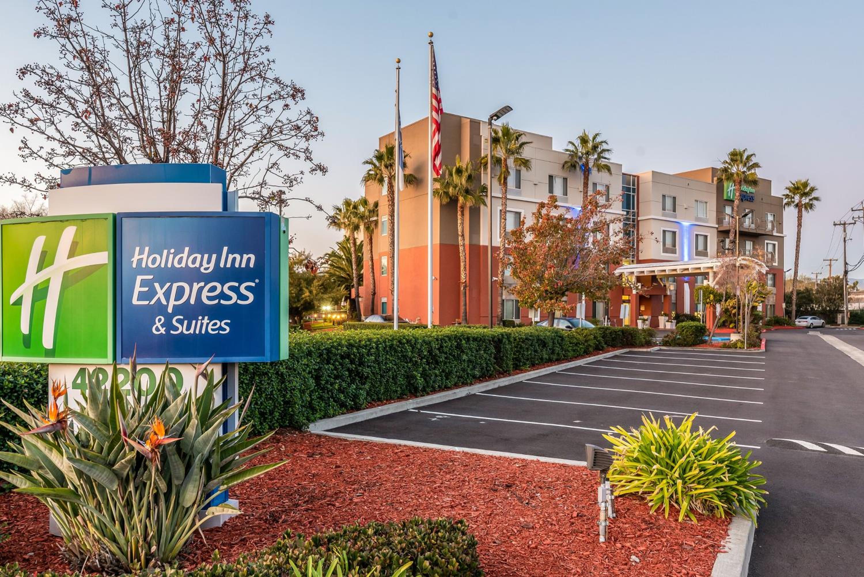 San Jose Vacations - Holiday Inn Express Fremont - Milpitas Central, an IHG Hotel - Property Image 1