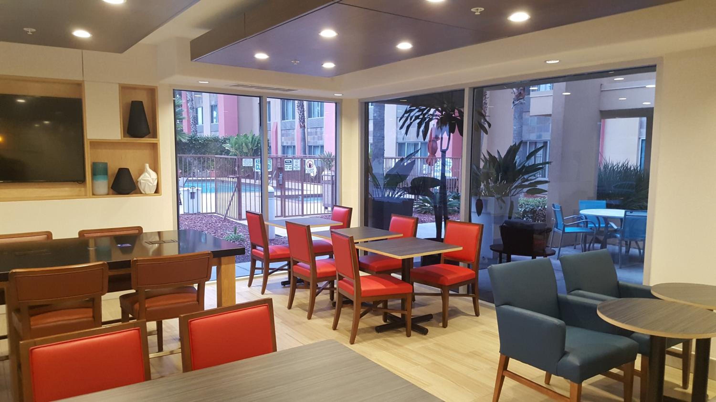 Holiday Inn Express Fremont - Milpitas Central, an IHG Hotel - Property Image 62