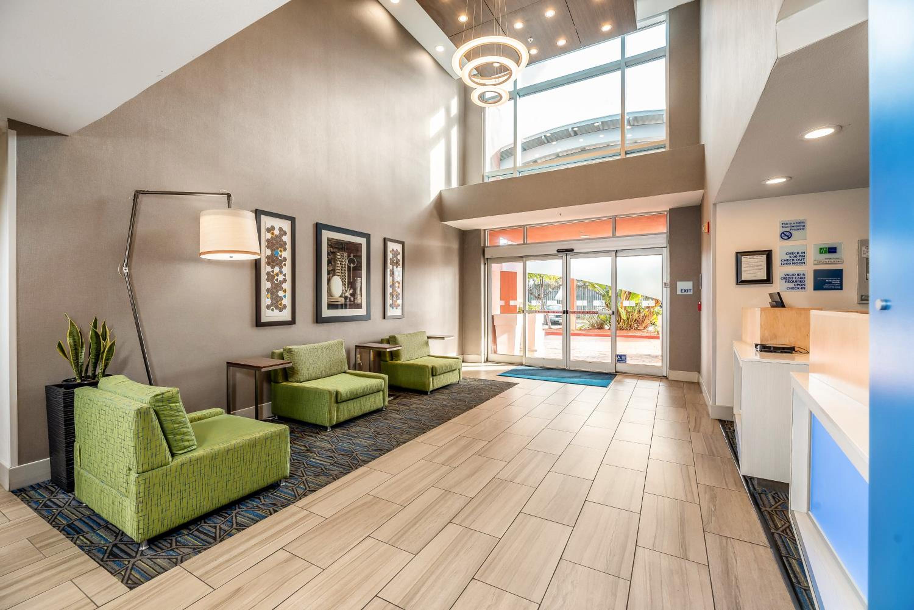 Holiday Inn Express Fremont - Milpitas Central, an IHG Hotel - Property Image 63