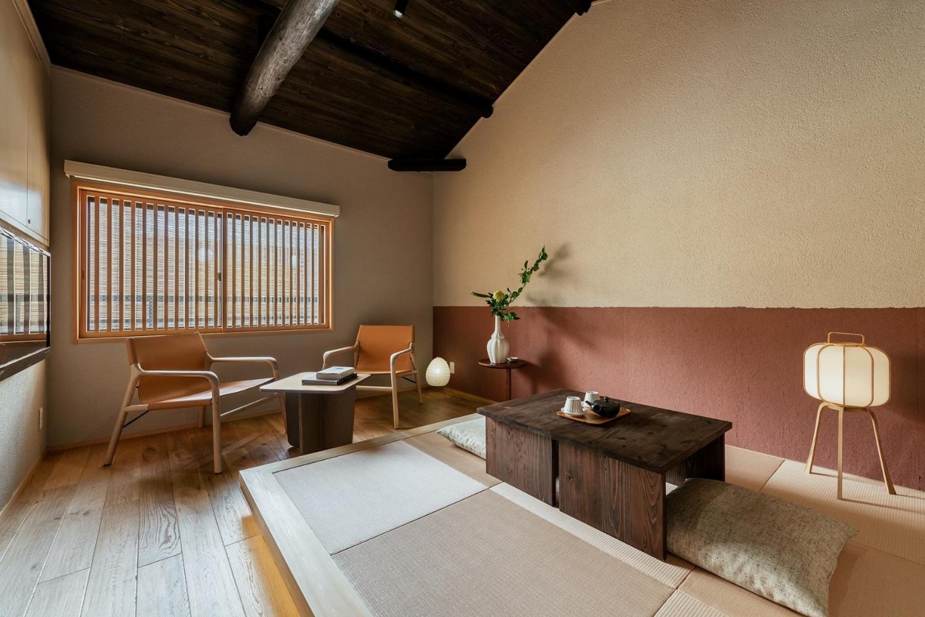 Nazuna Kyoto Tsubaki St. 44
