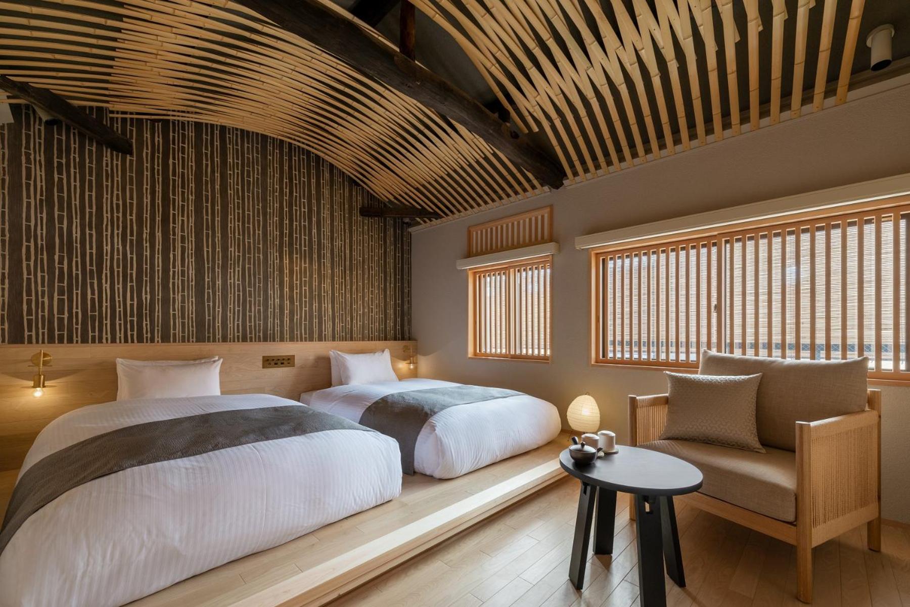 Nazuna Kyoto Tsubaki St. 46