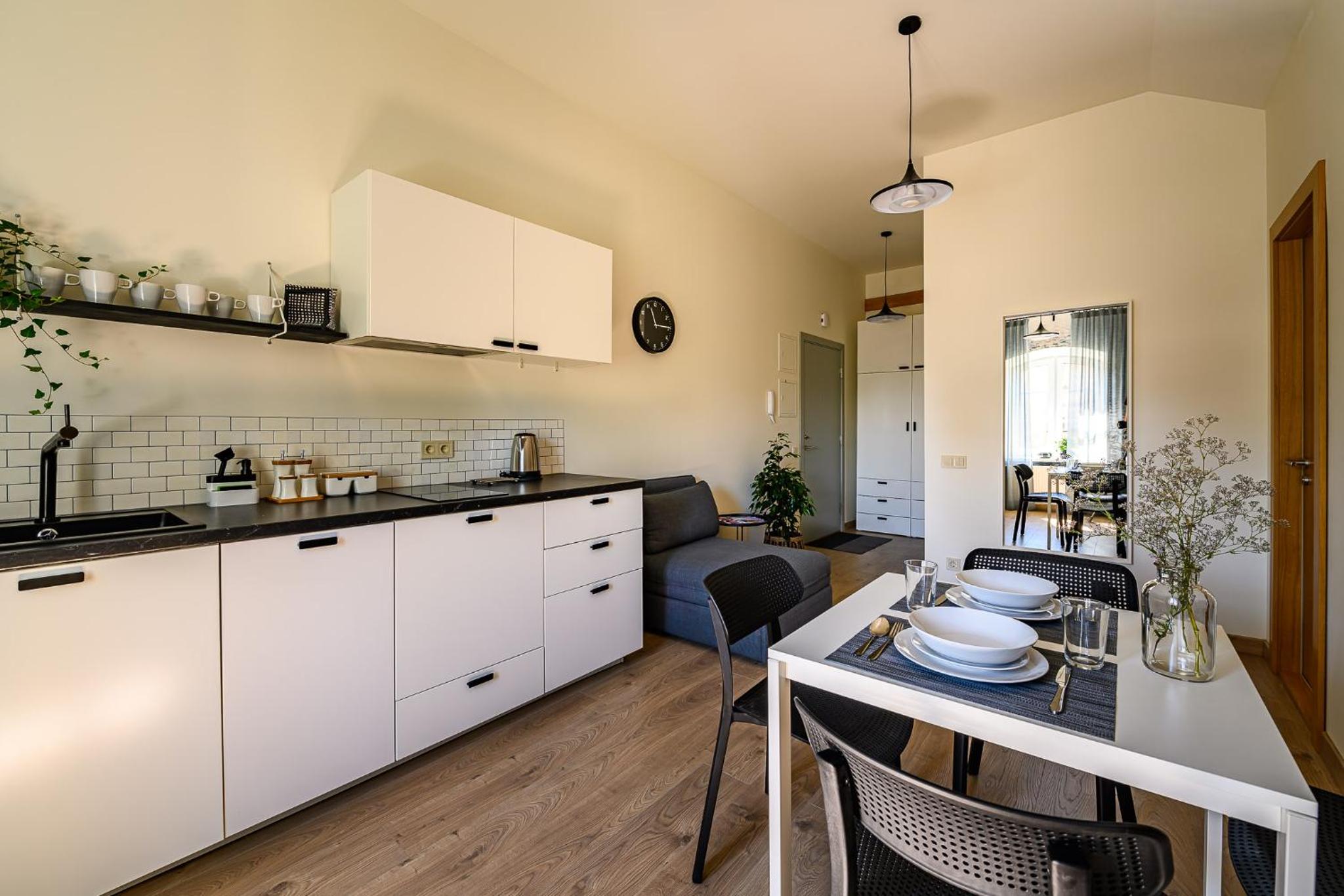 Modern studio - 10min walk to the sea view 3