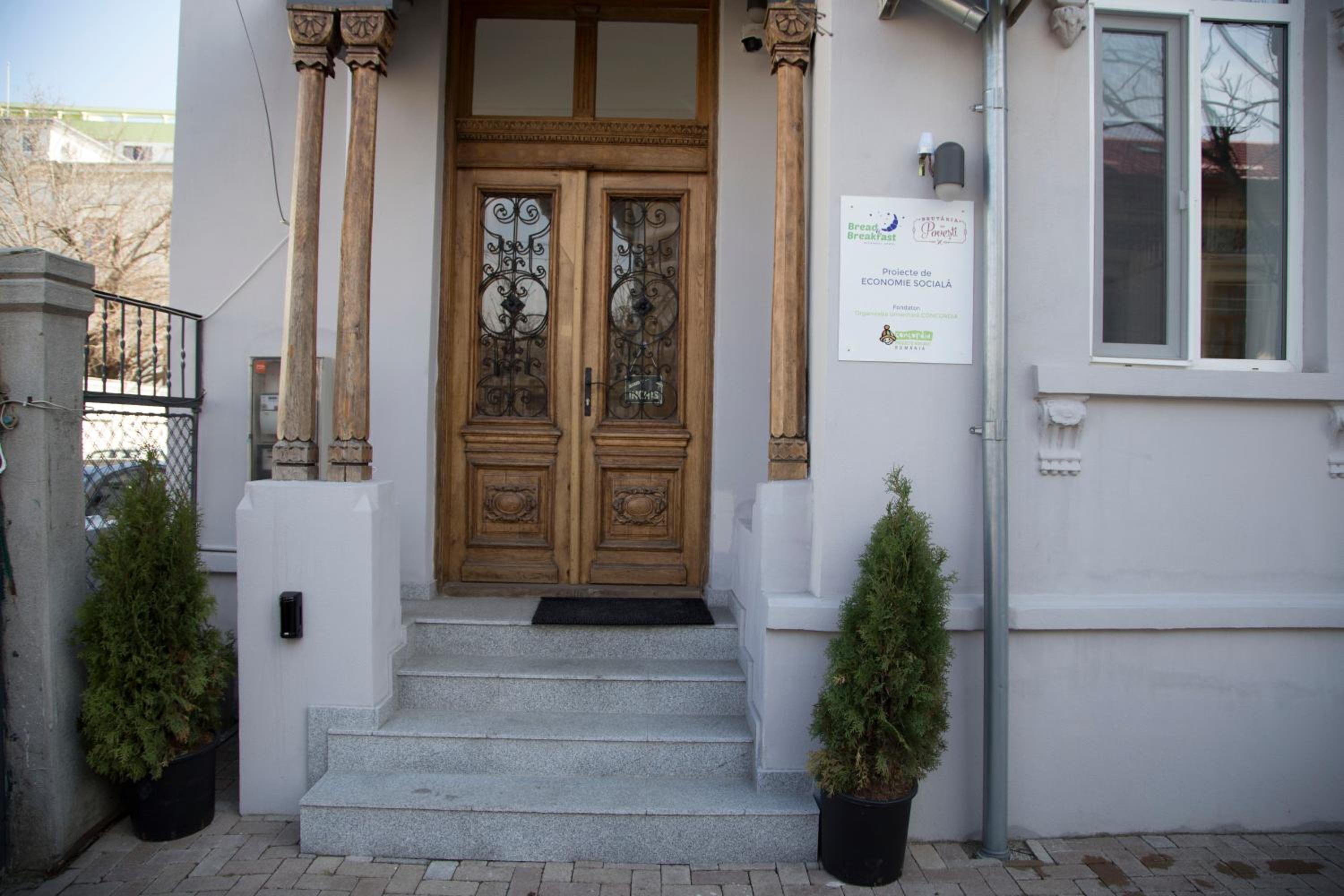 Hotel Bread&Breakfast - Image 1