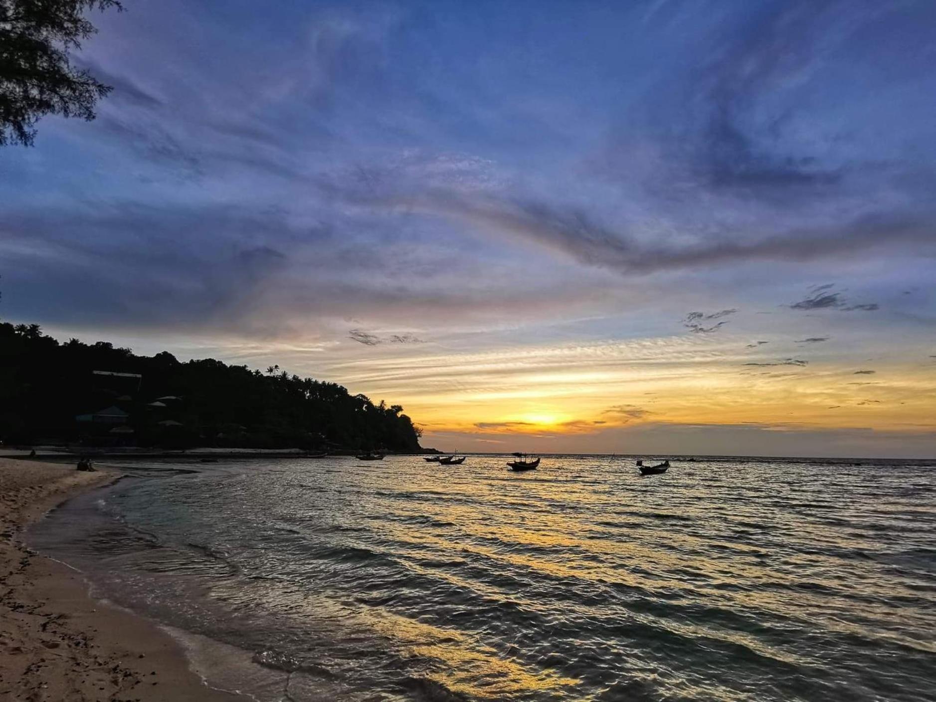 Salad Hut