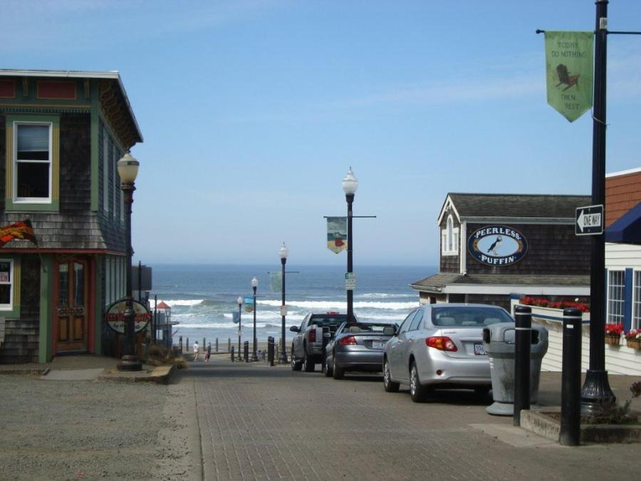 Summer Wind Budget Motel view 2