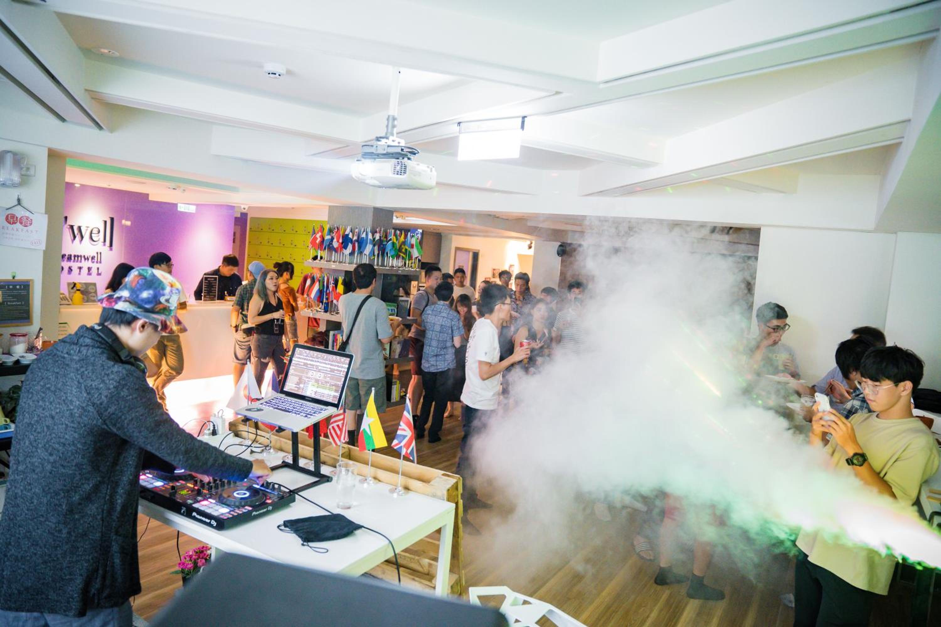 旅悅 國際青年旅館 DreamWell Hostel
