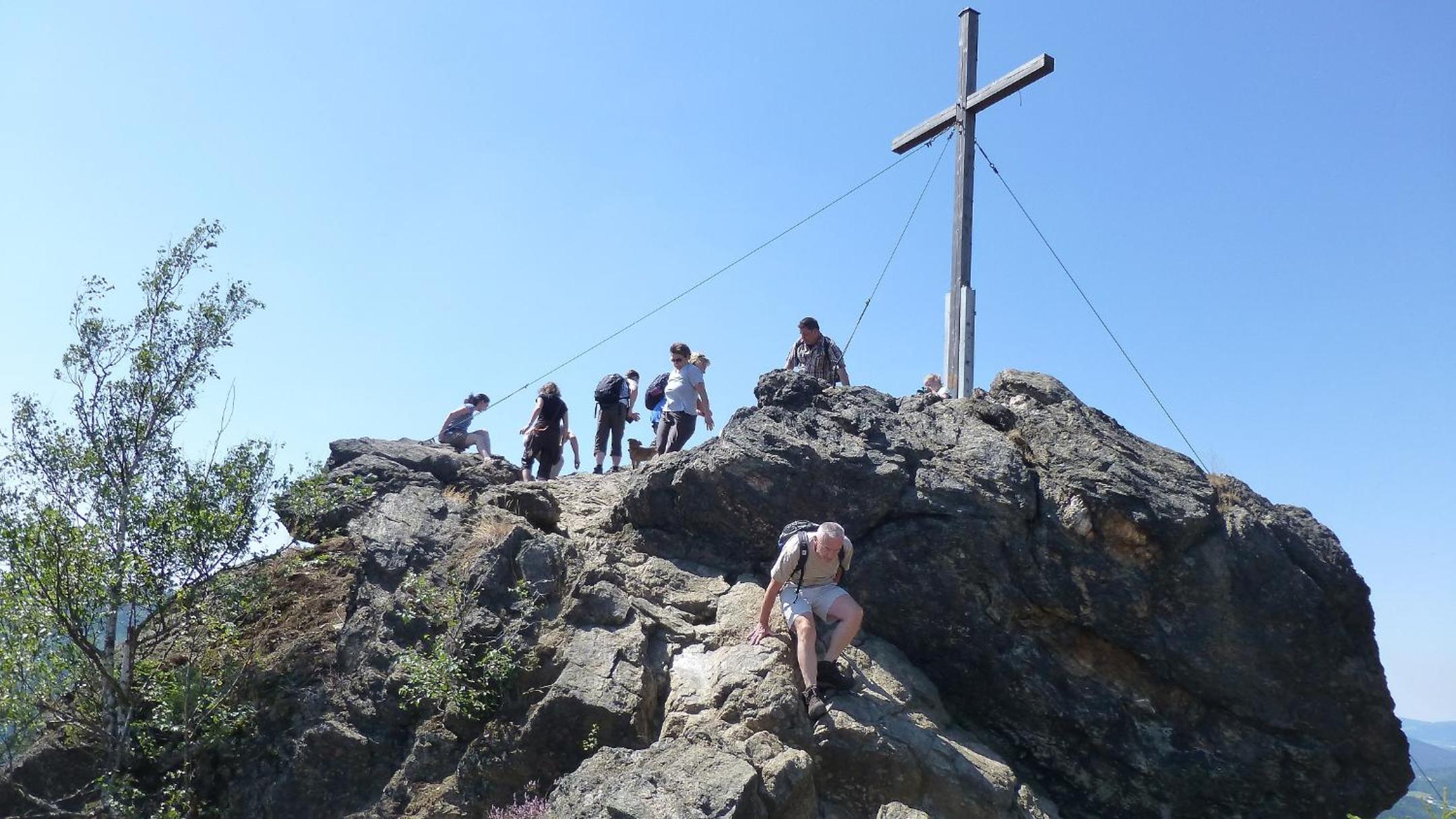 Photo 6