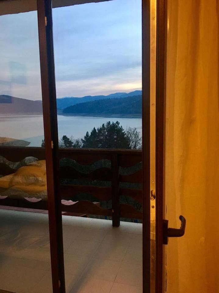 Pensiunea Lostrita view 4
