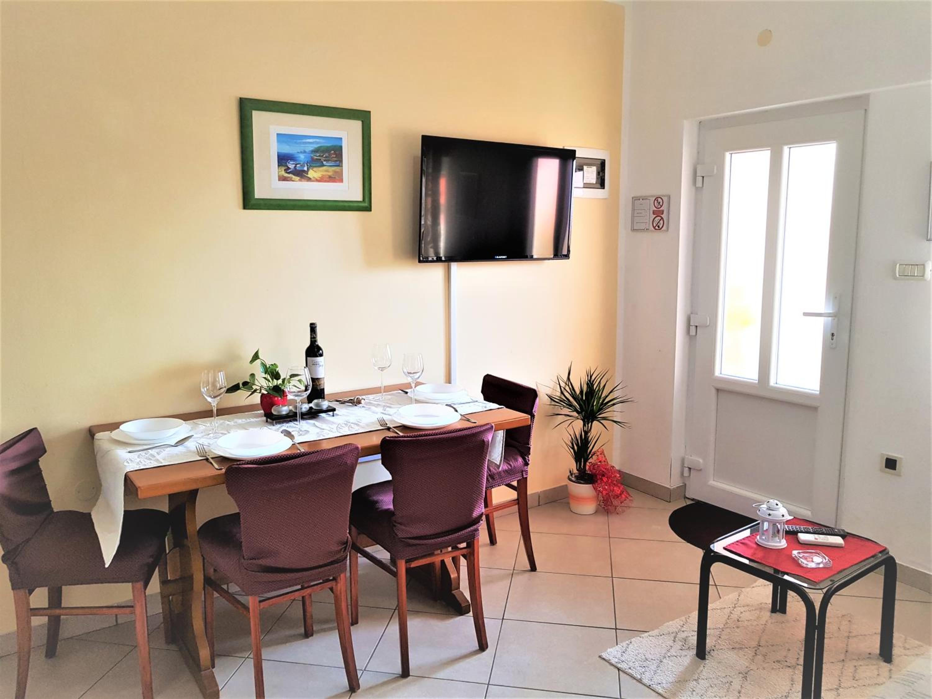 Apartments Davor